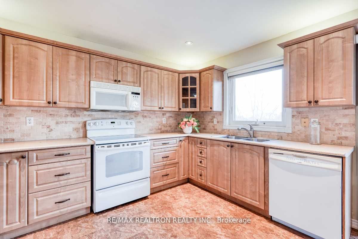 59 Metcalfe Drive Property Photo 14