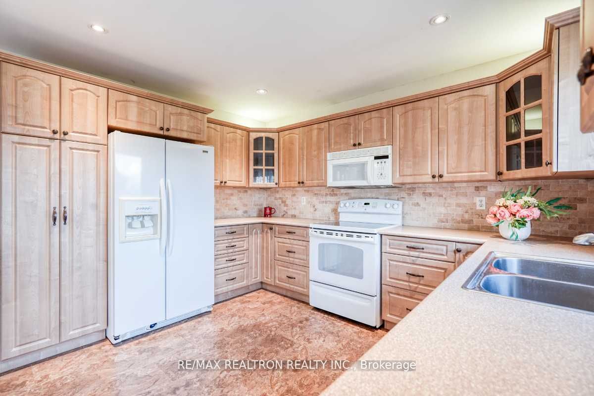 59 Metcalfe Drive Property Photo 16