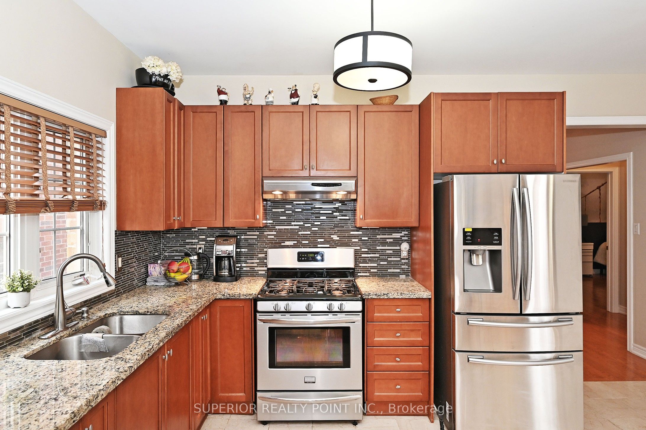 209 Queen Filomena Ave Property Photo 14