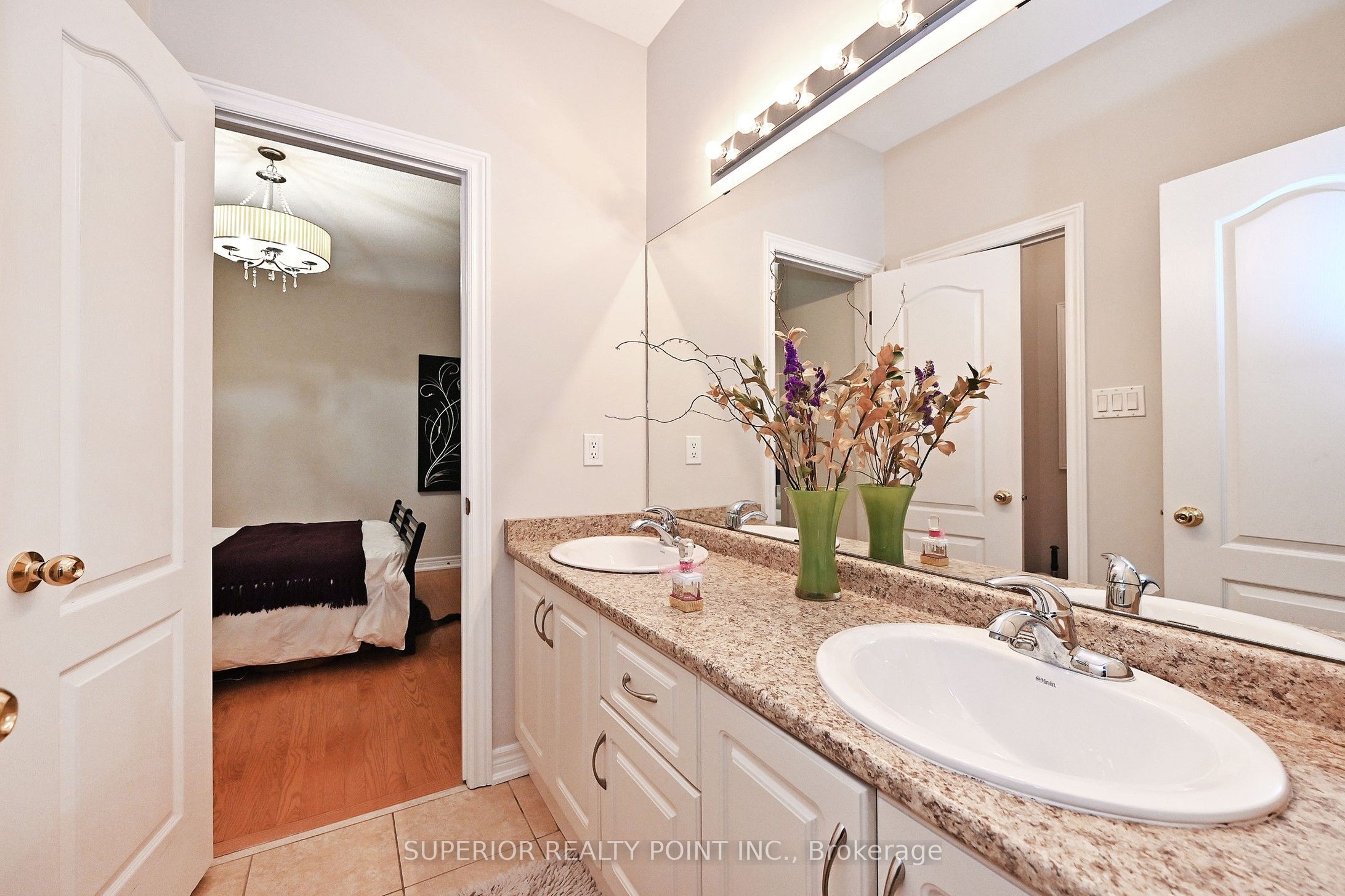 209 Queen Filomena Ave Property Photo 21