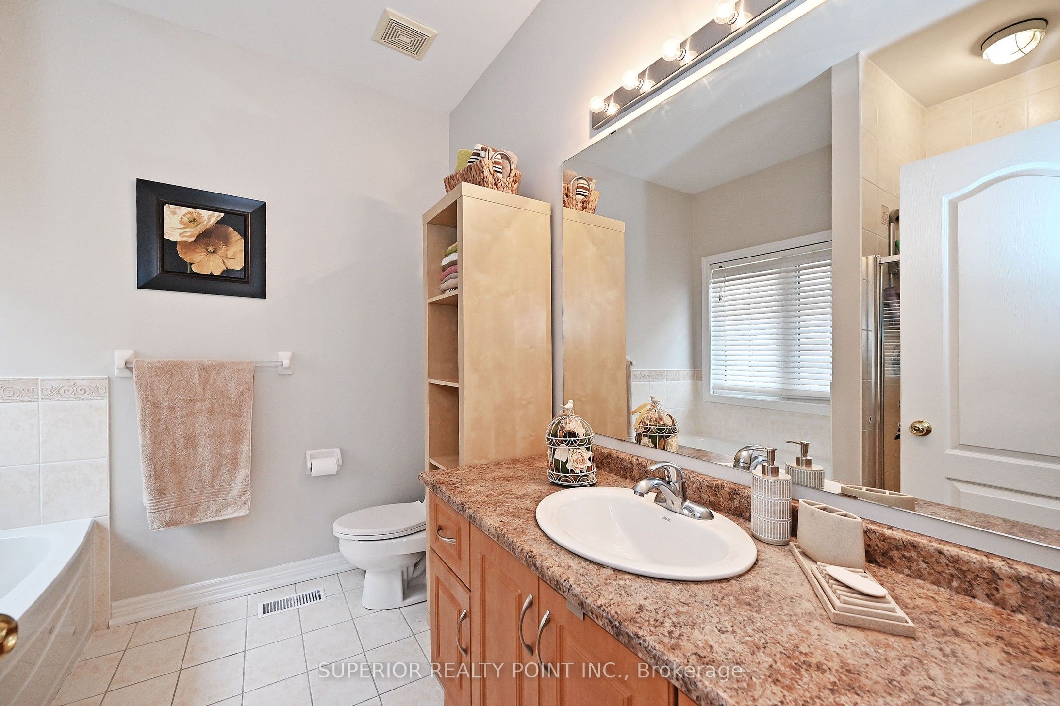 209 Queen Filomena Ave Property Photo 23