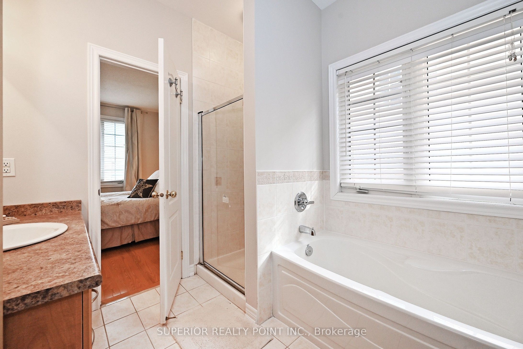 209 Queen Filomena Ave Property Photo 27
