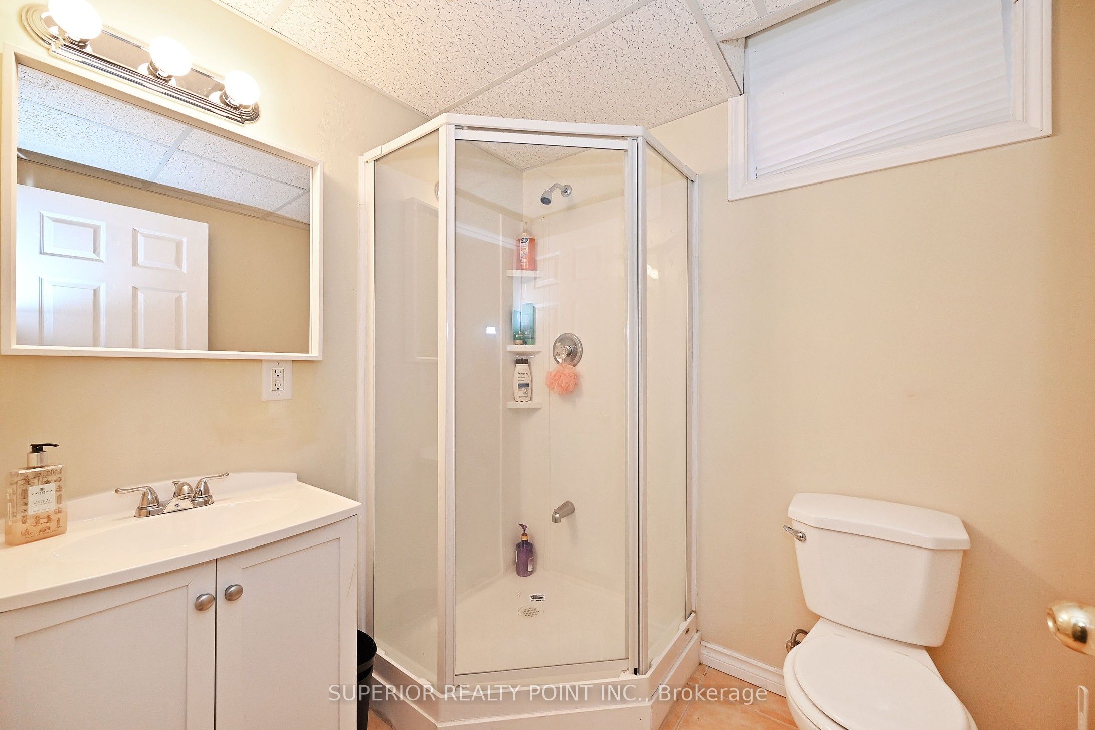 209 Queen Filomena Ave Property Photo 36