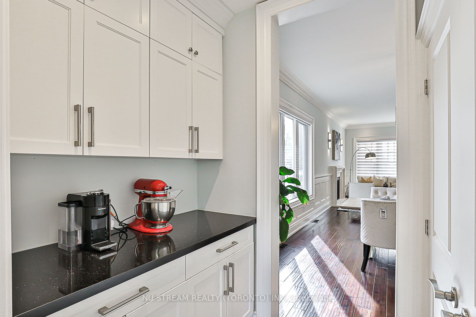 24 Rouge Street Property Photo 11