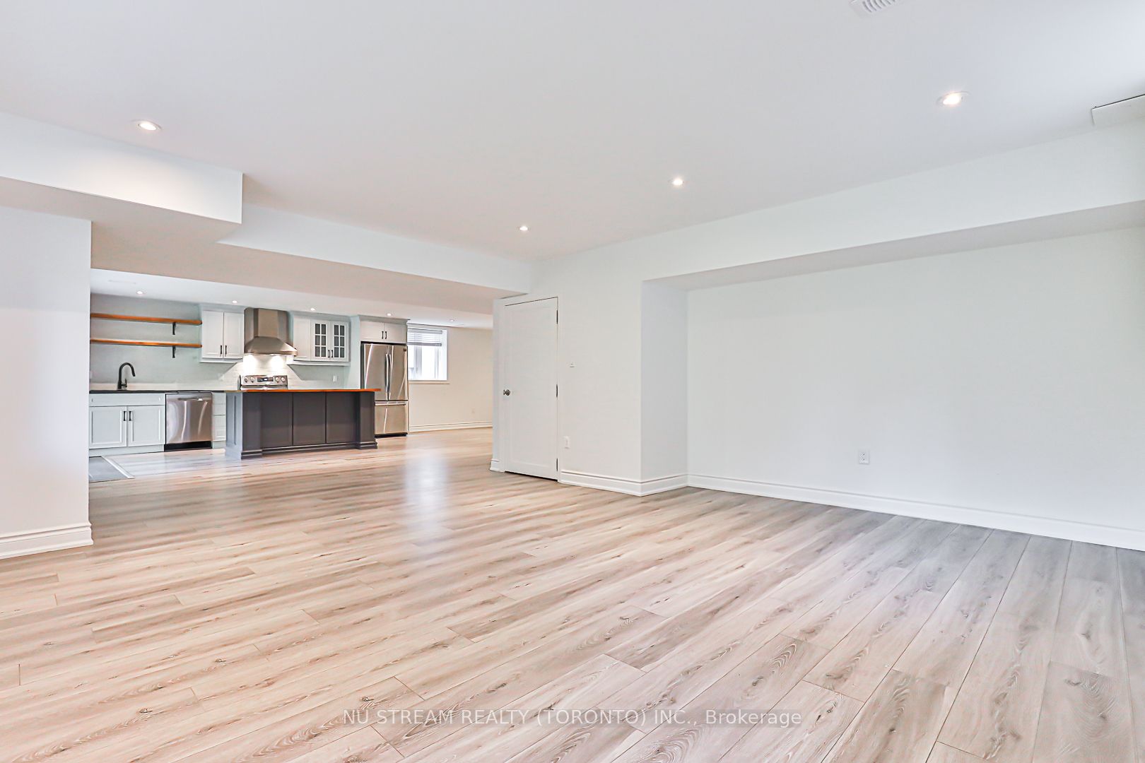 24 Rouge Street Property Photo 34
