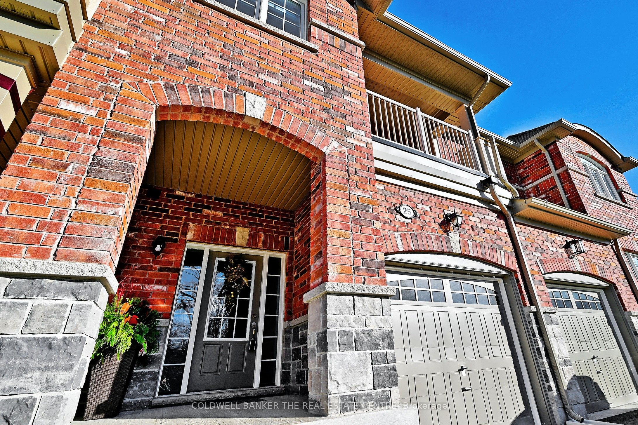 25 Anne Pegg Crescent Property Photo 3