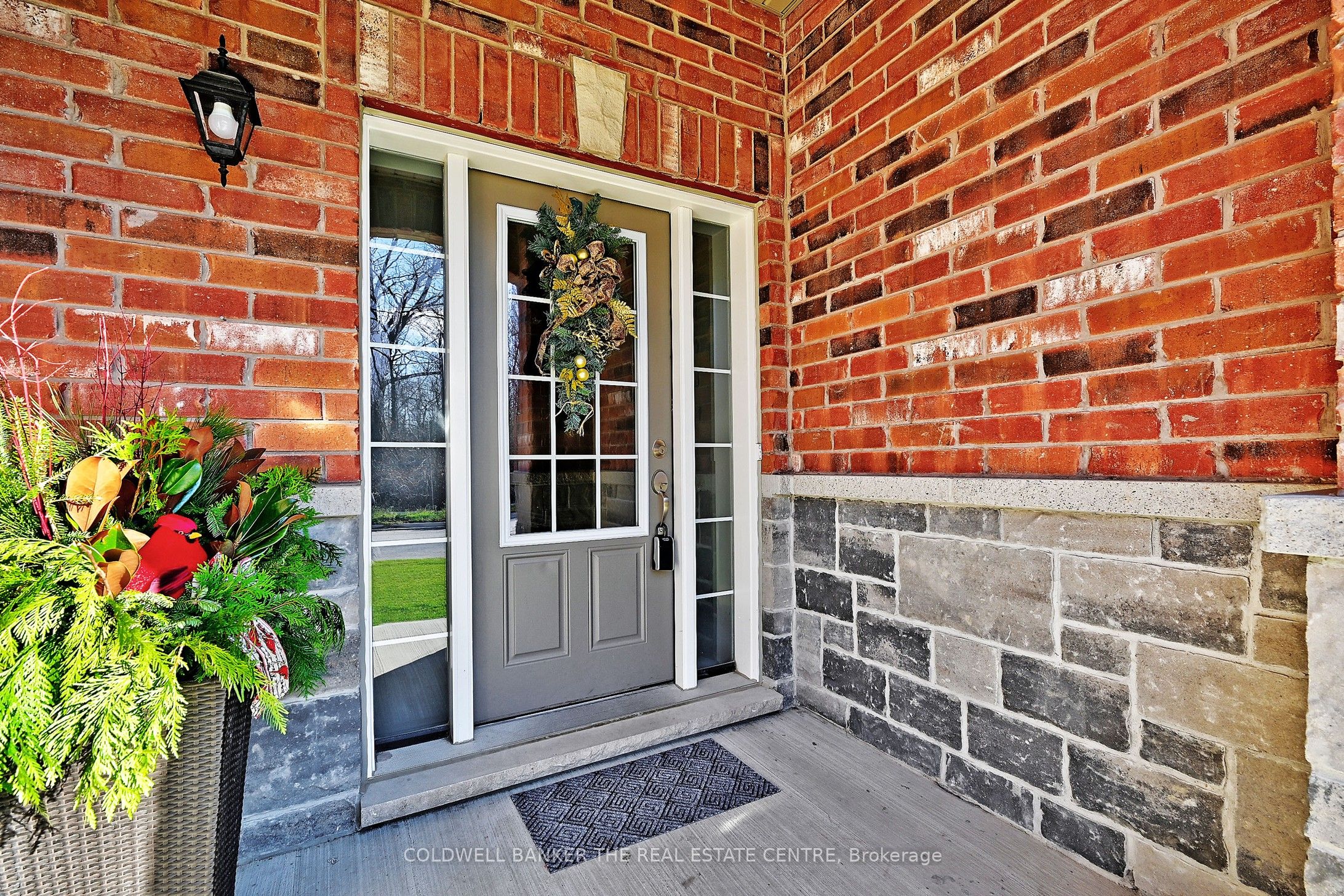 25 Anne Pegg Crescent Property Photo 4