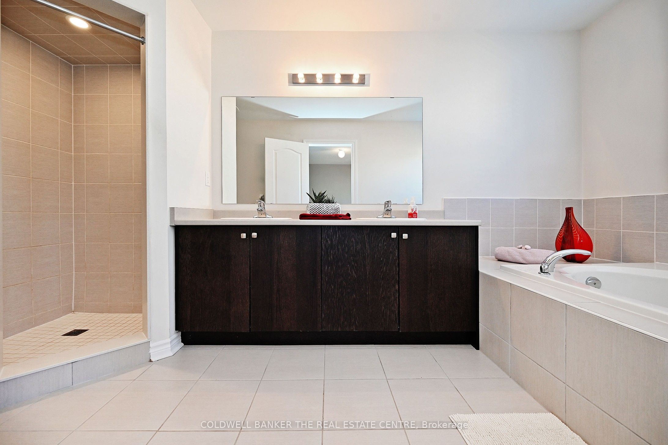 25 Anne Pegg Crescent Property Photo 20