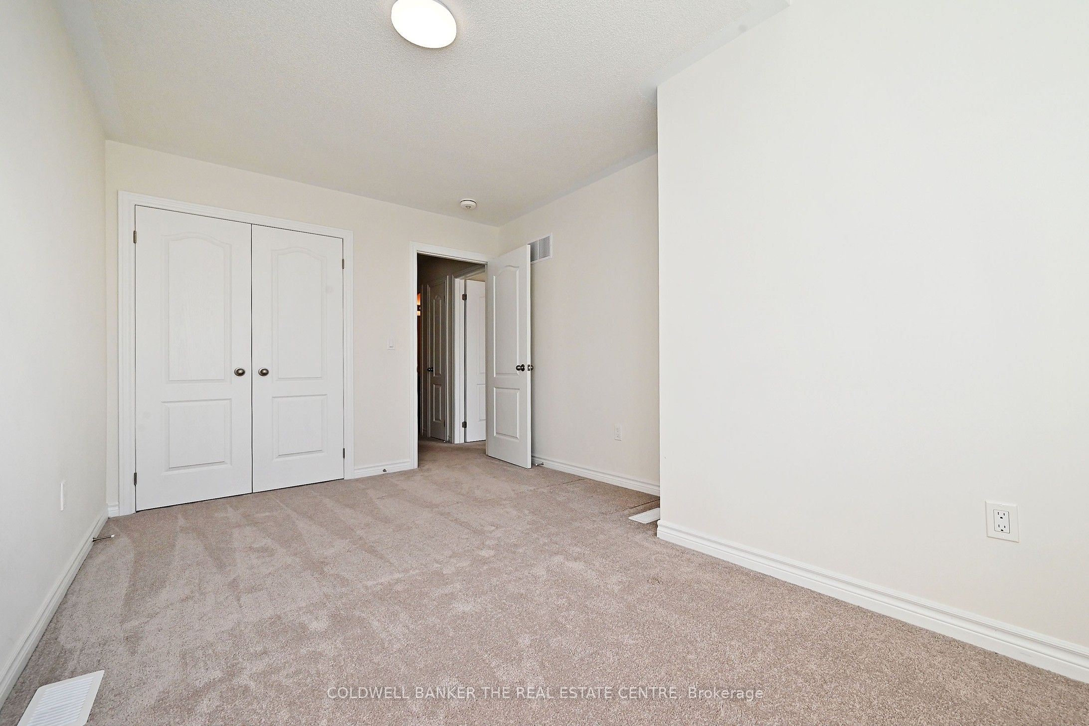 25 Anne Pegg Crescent Property Photo 26