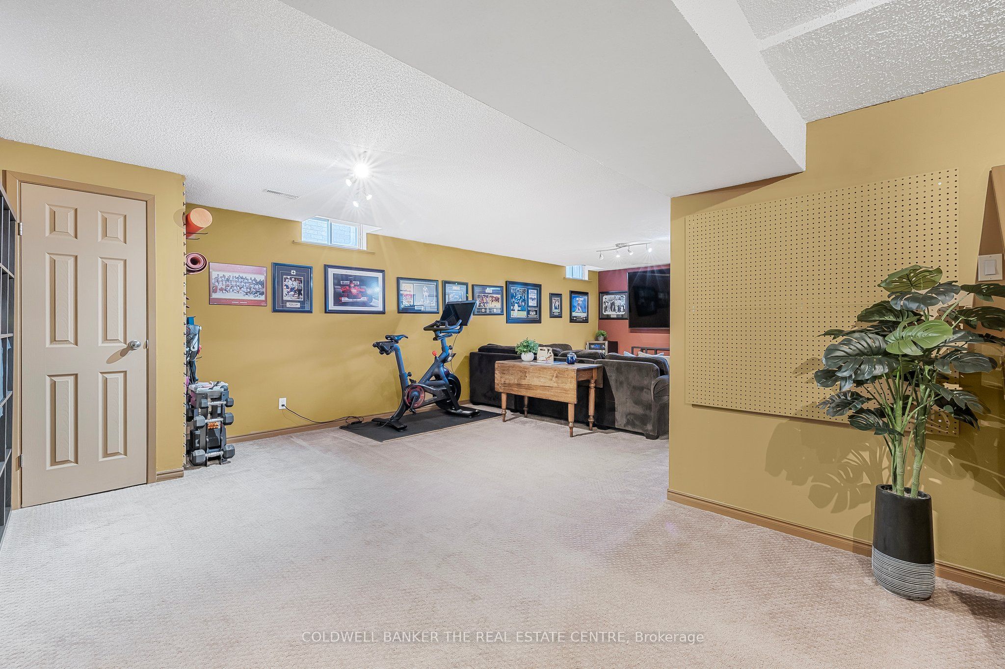 281 London Road Property Photo 24