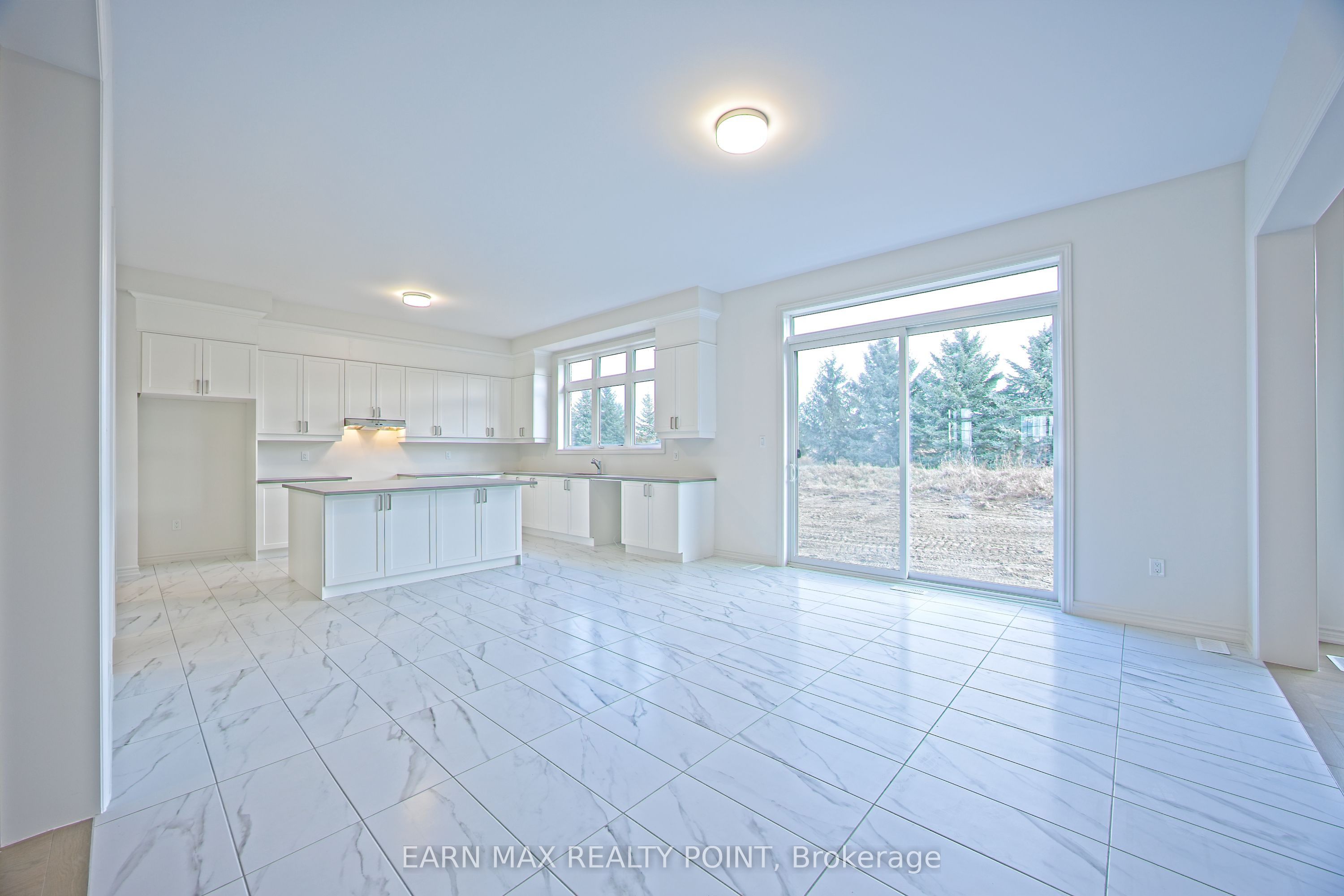 19 Marigold Boulevard Property Photo 12