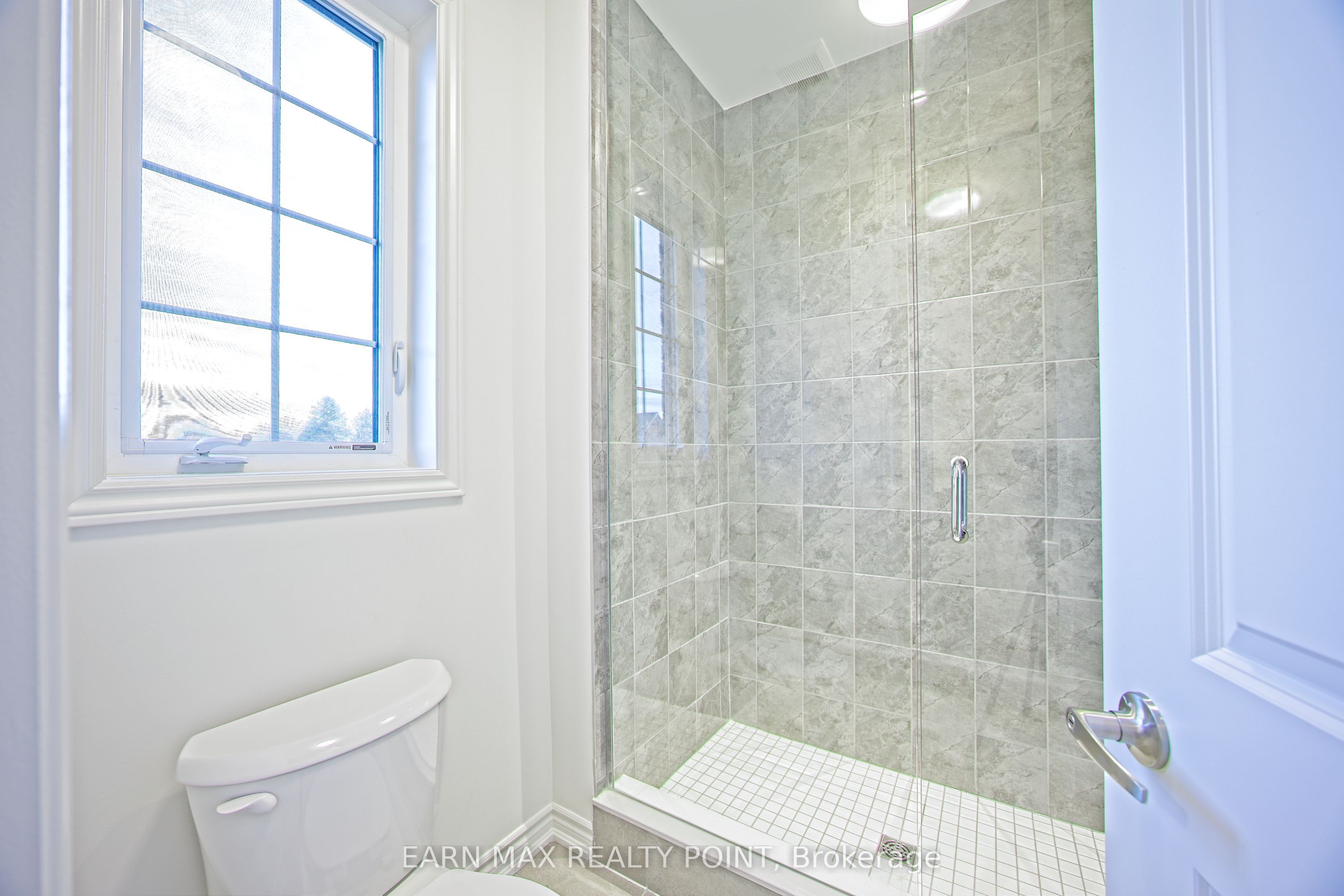 19 Marigold Boulevard Property Photo 32