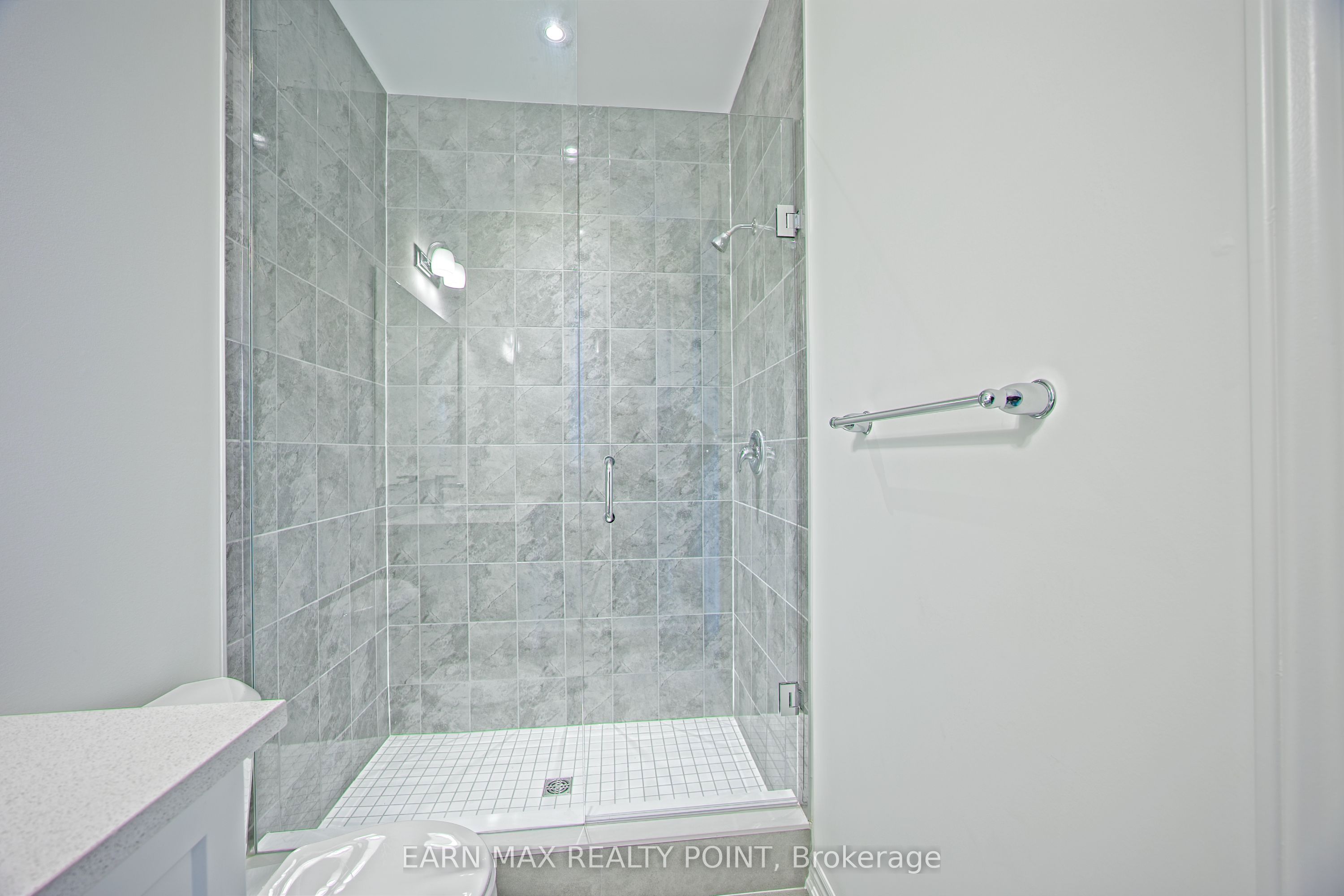 19 Marigold Boulevard Property Photo 37