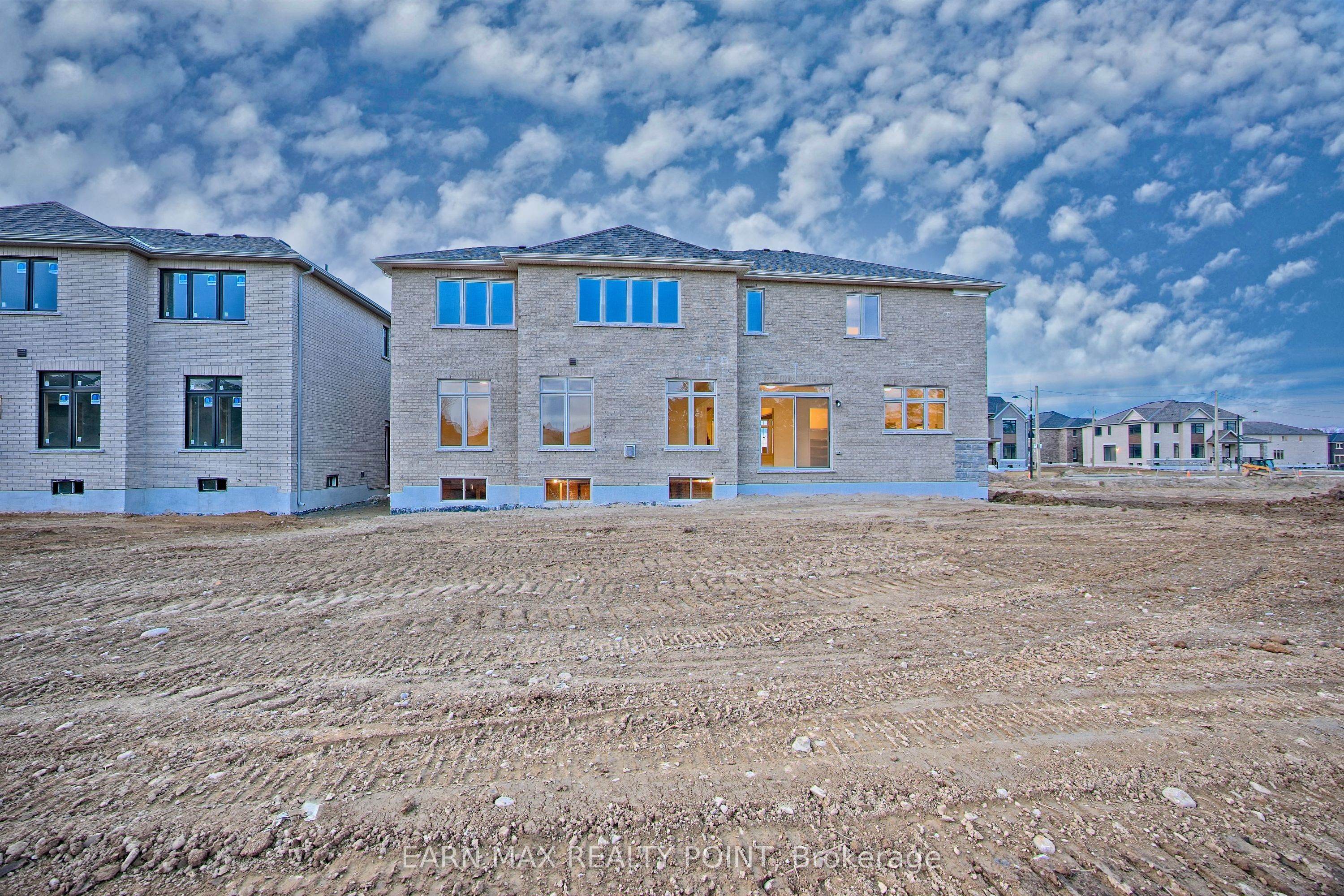 19 Marigold Boulevard Property Photo 40