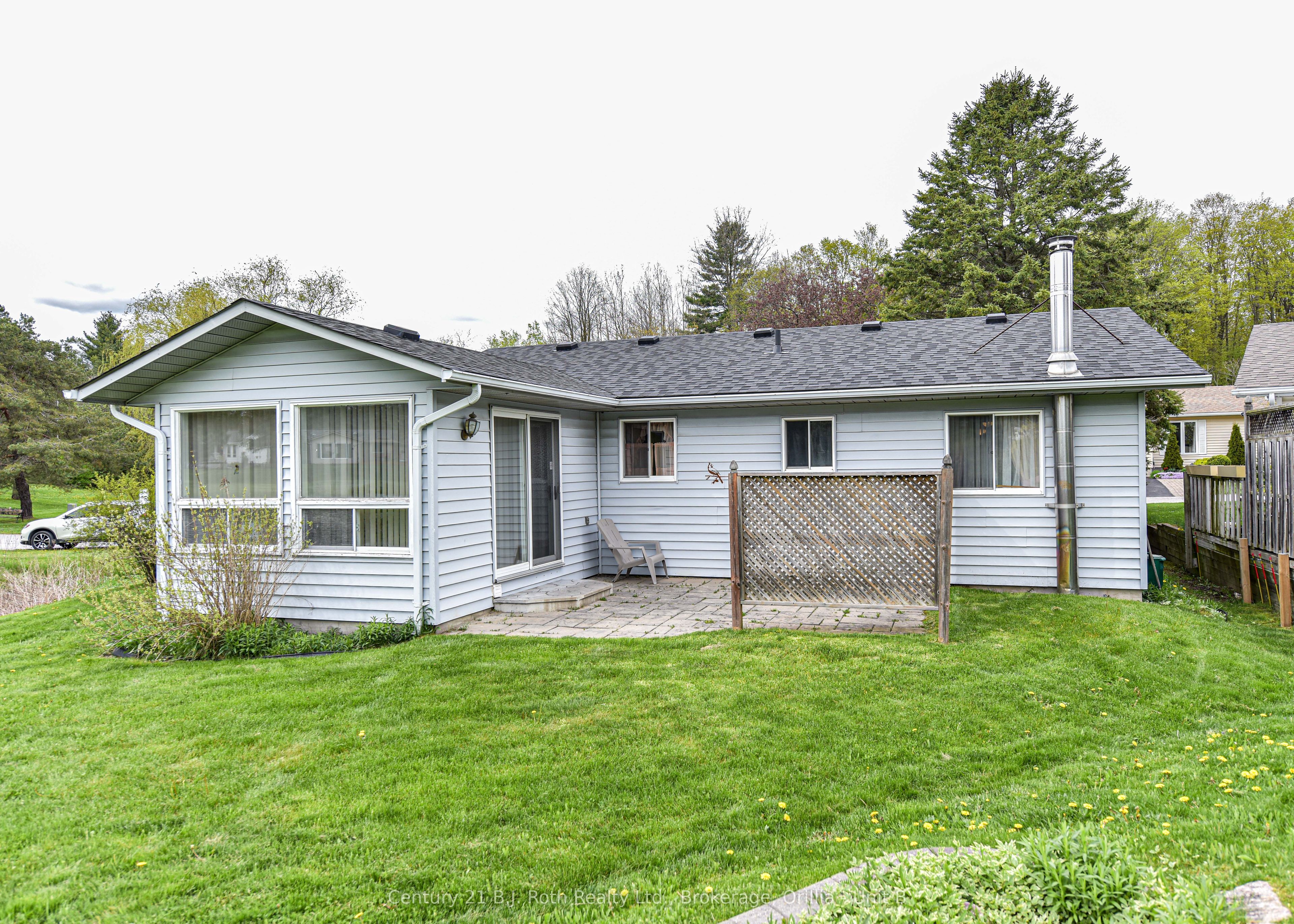 56 Tecumseth Pines Drive Property Photo 5