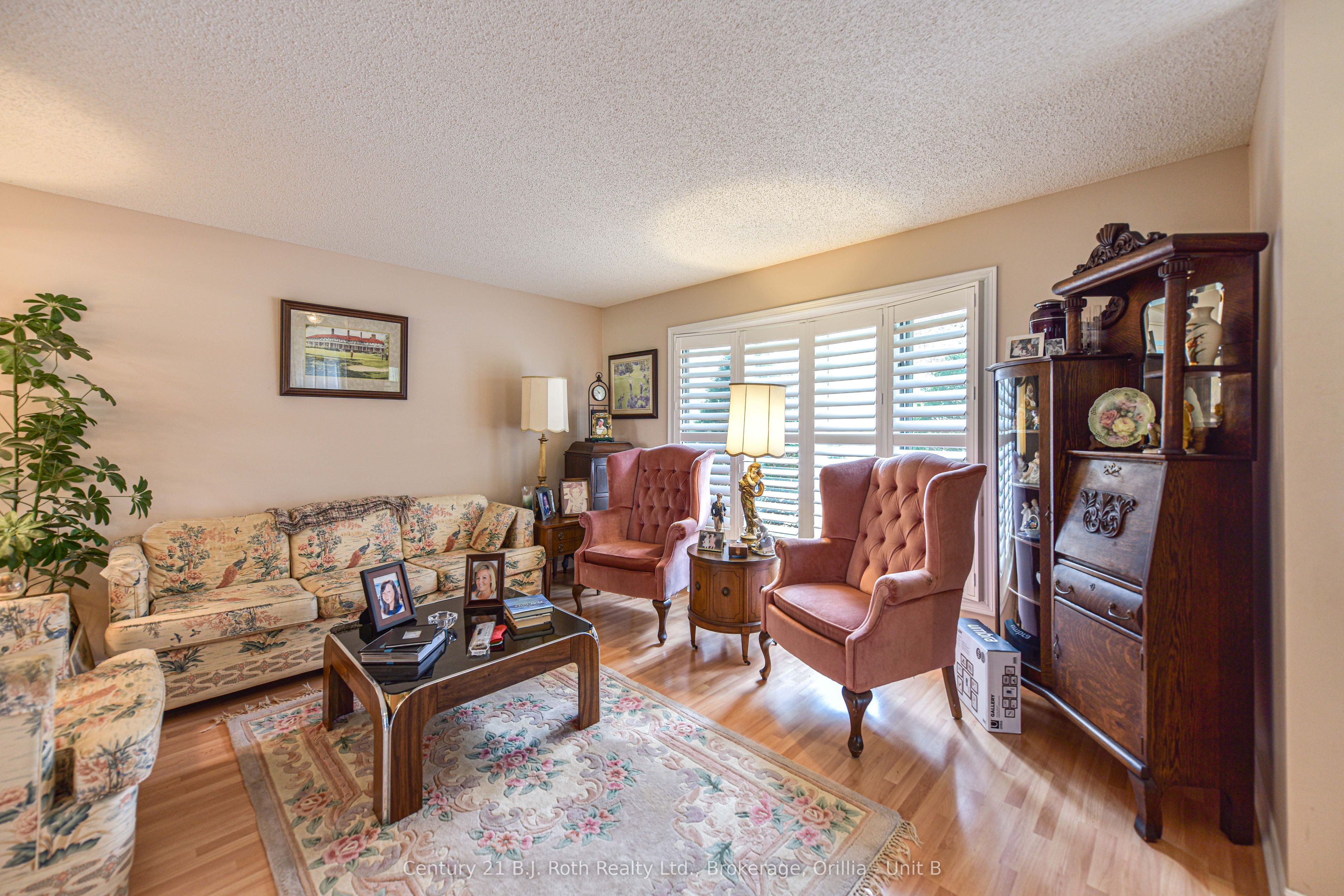 56 Tecumseth Pines Drive Property Photo 10