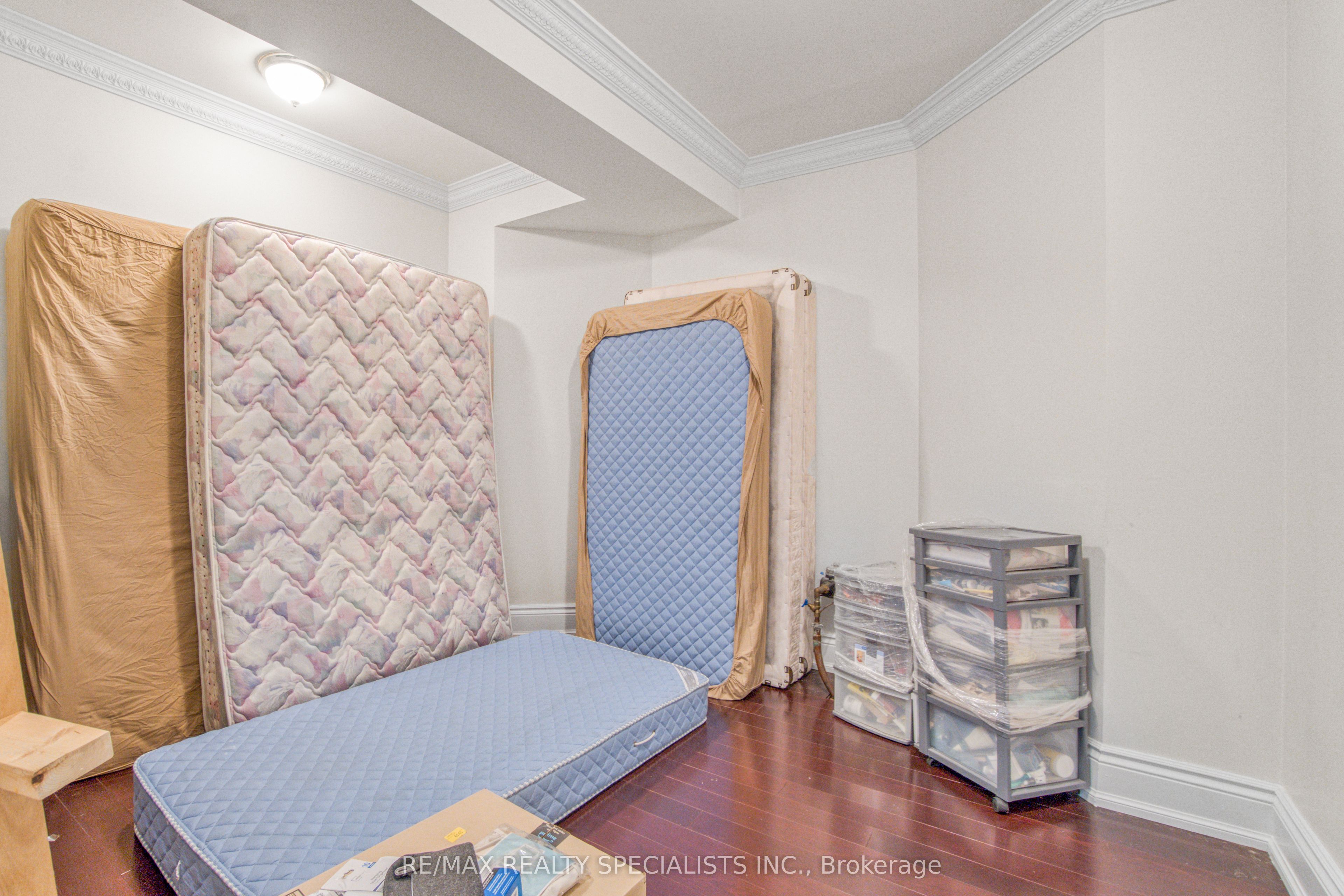 165 Grand Vallore Crescent Property Photo 31
