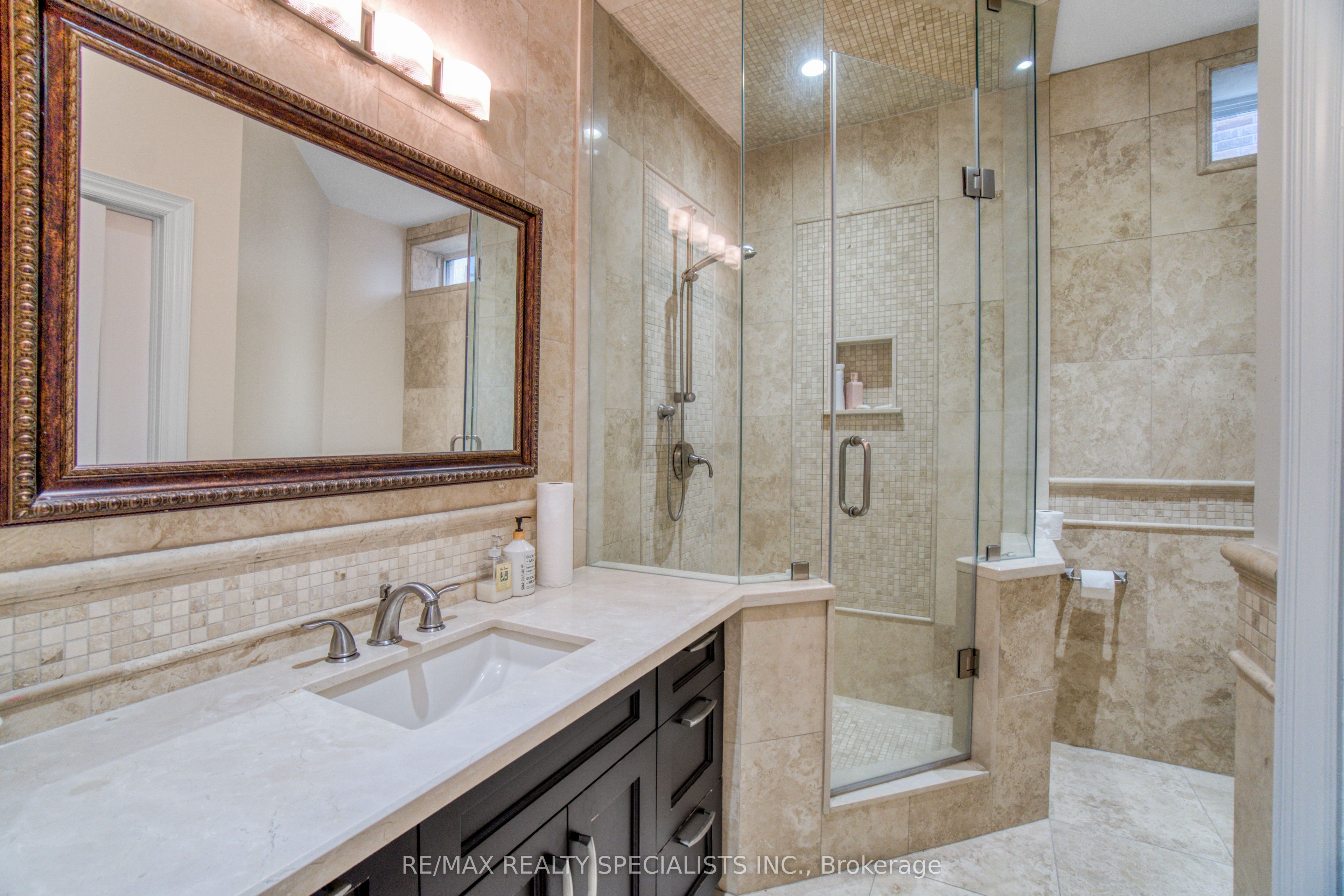 165 Grand Vallore Crescent Property Photo 33