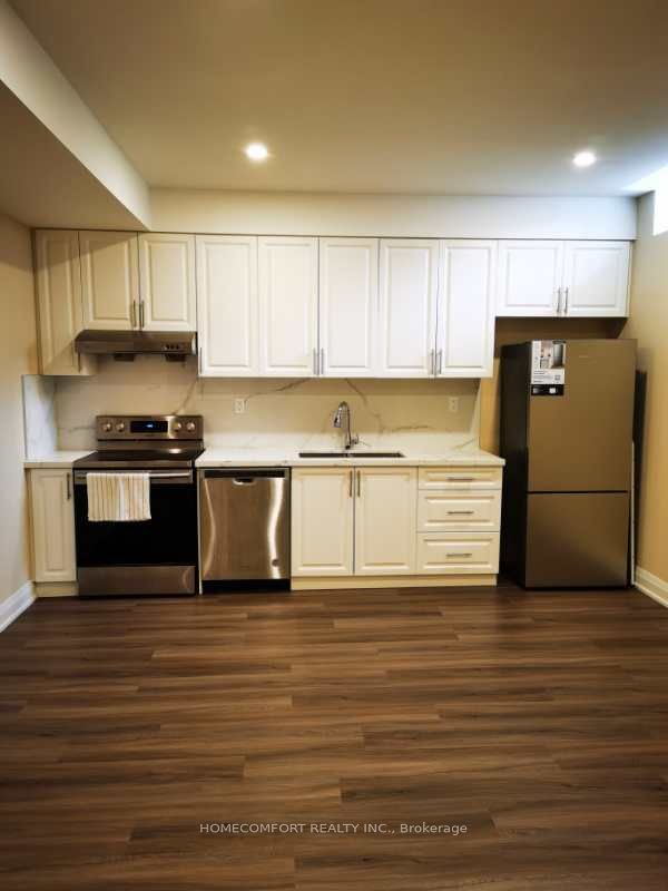 111 Mitchell Place Property Photo 4