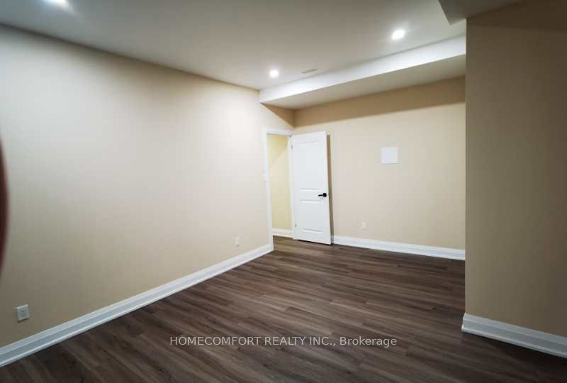 111 Mitchell Place Property Photo 11