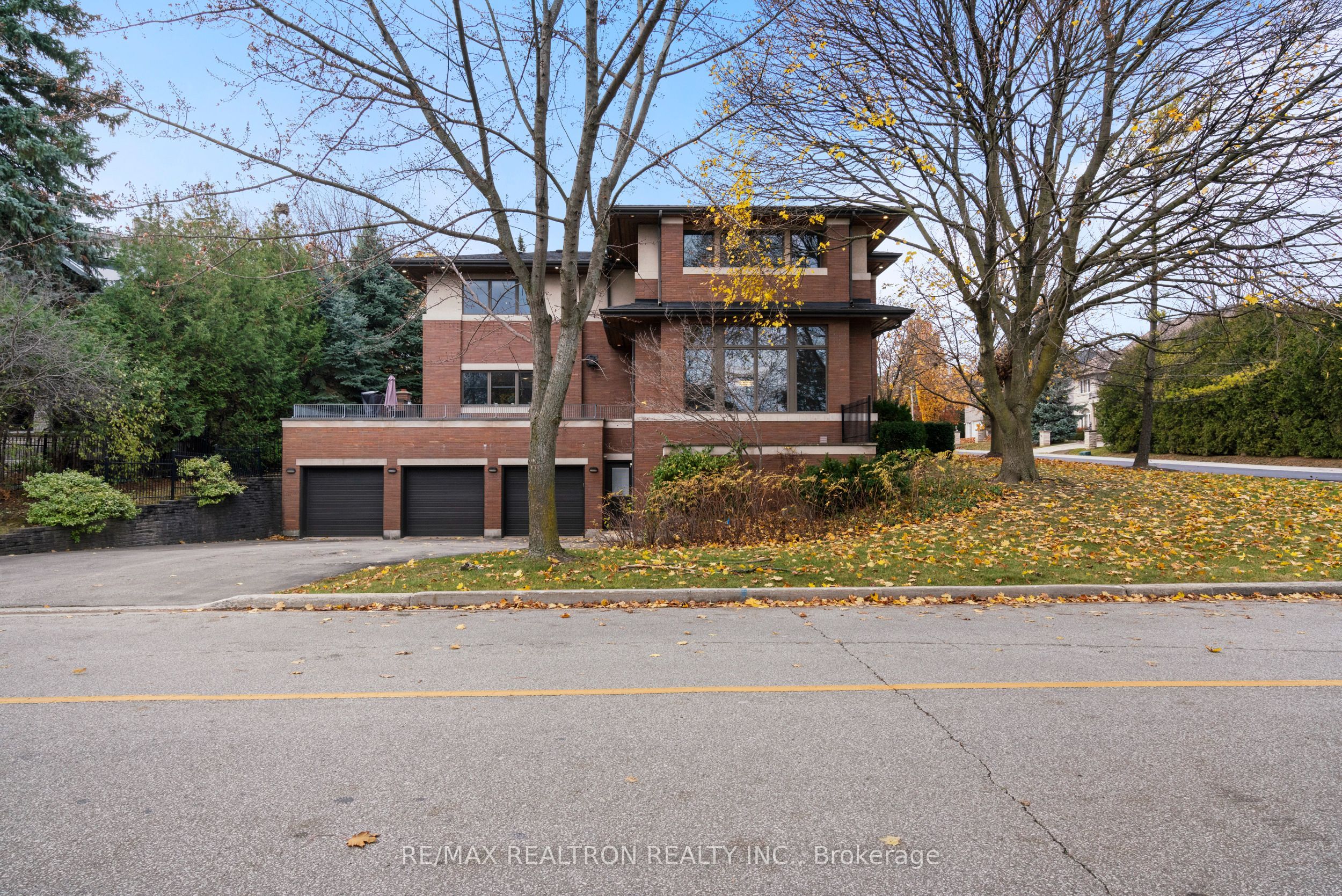 183 Arnold Avenue Property Photo 2