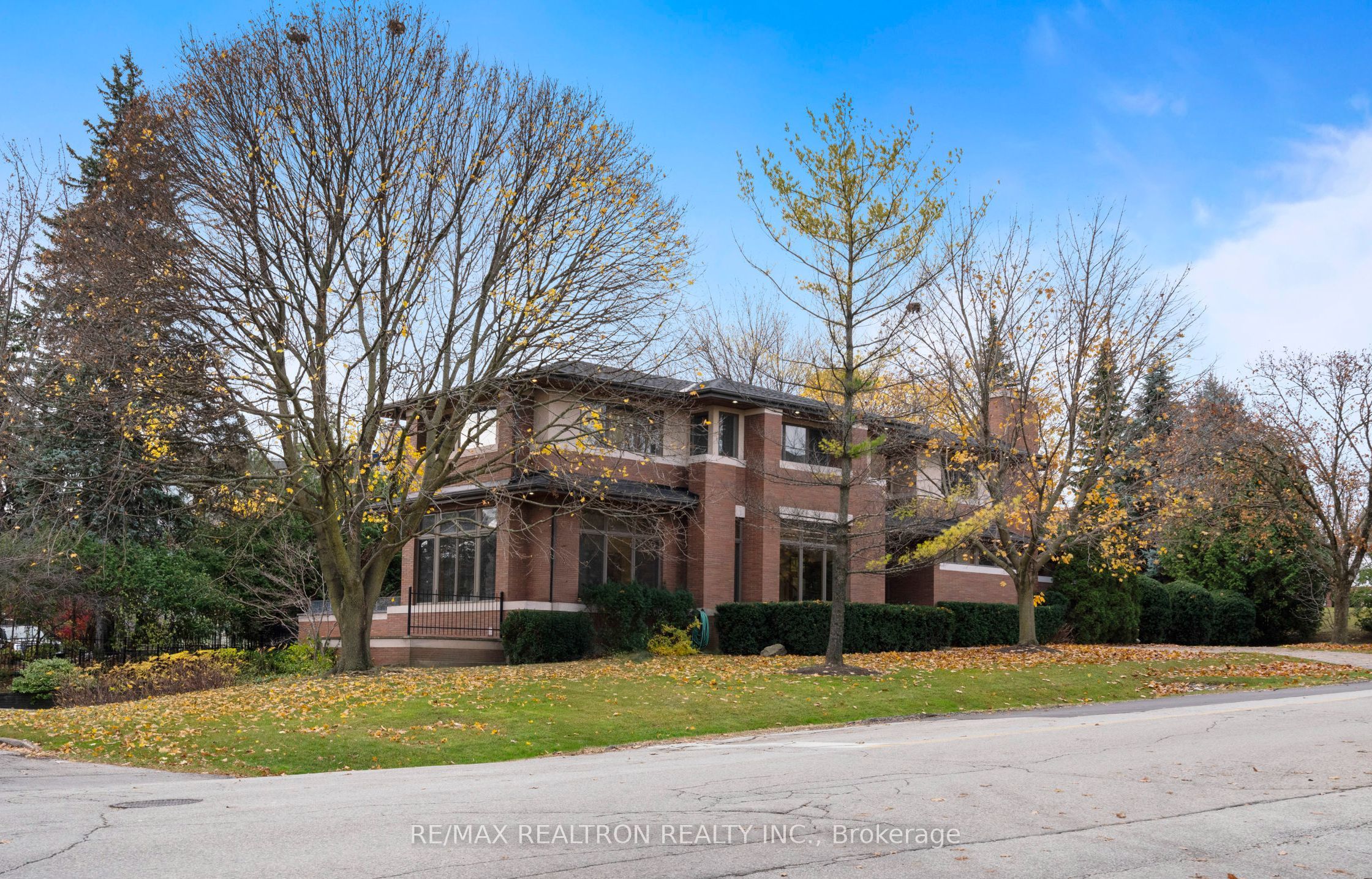 183 Arnold Avenue Property Photo 4