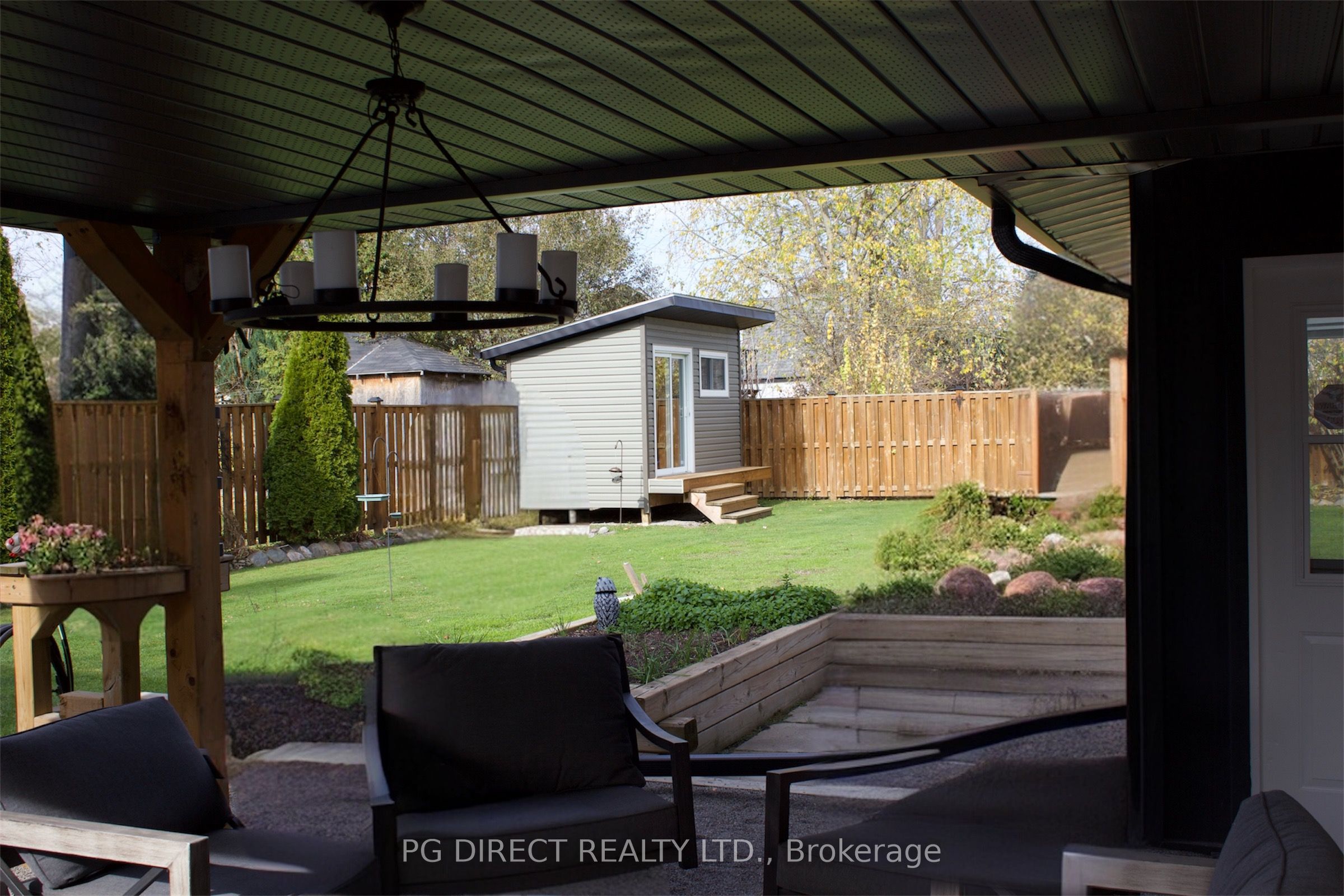 314 Centre Street Property Photo 17