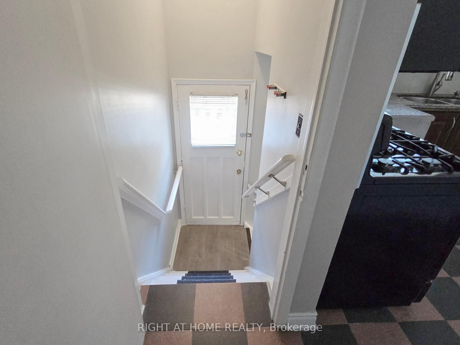 #main Fl - 96 Grandview Avenue Property Photo 23