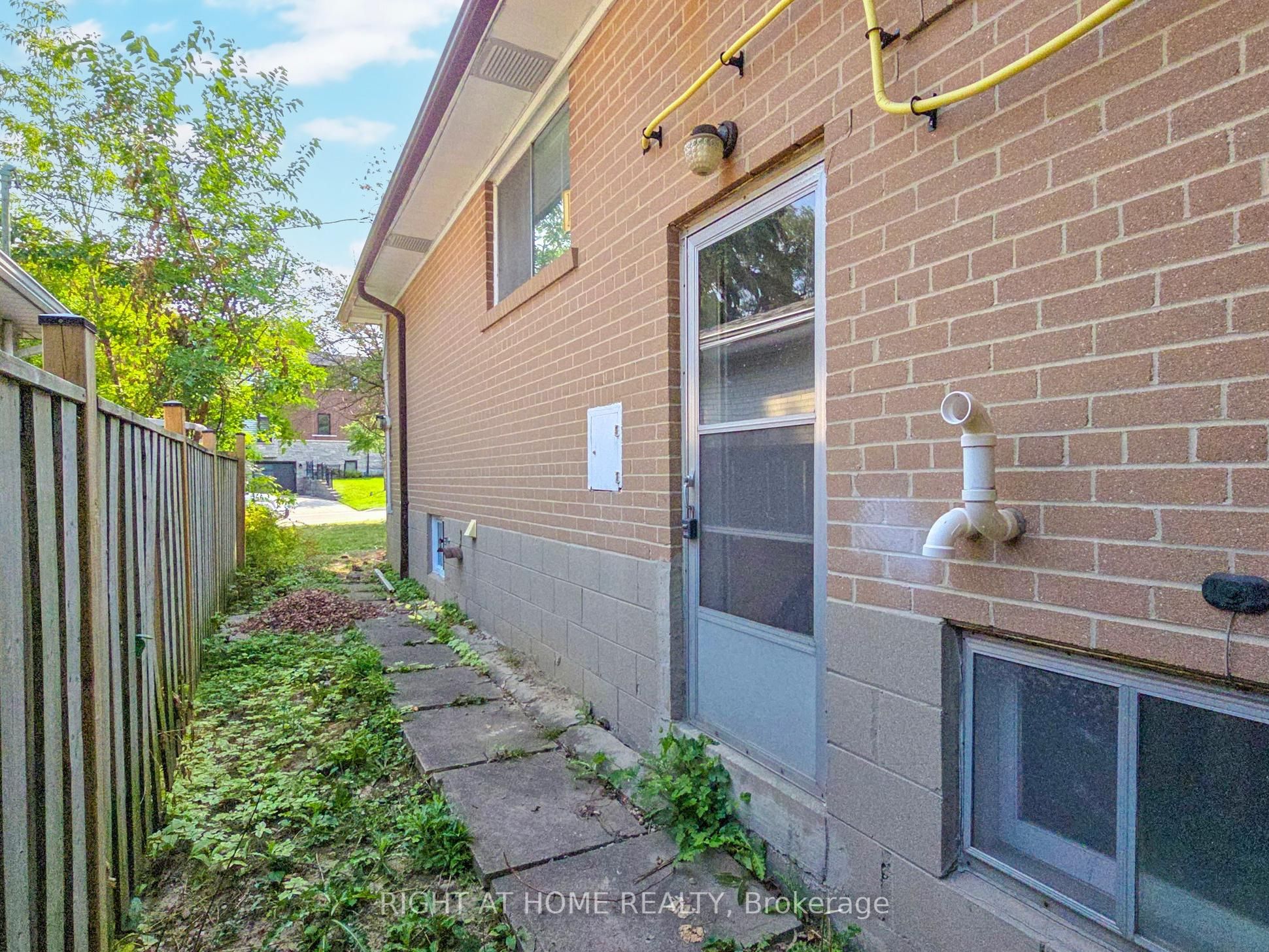 #main Fl - 96 Grandview Avenue Property Photo 31