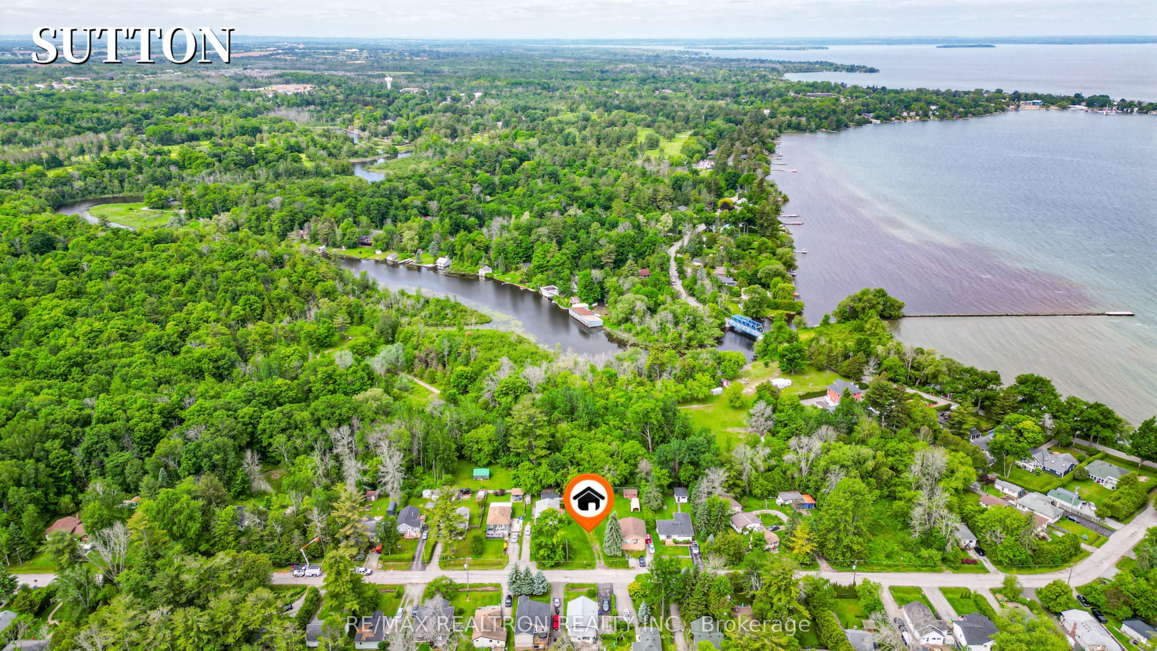 100 Dunkirk Avenue Property Photo 10