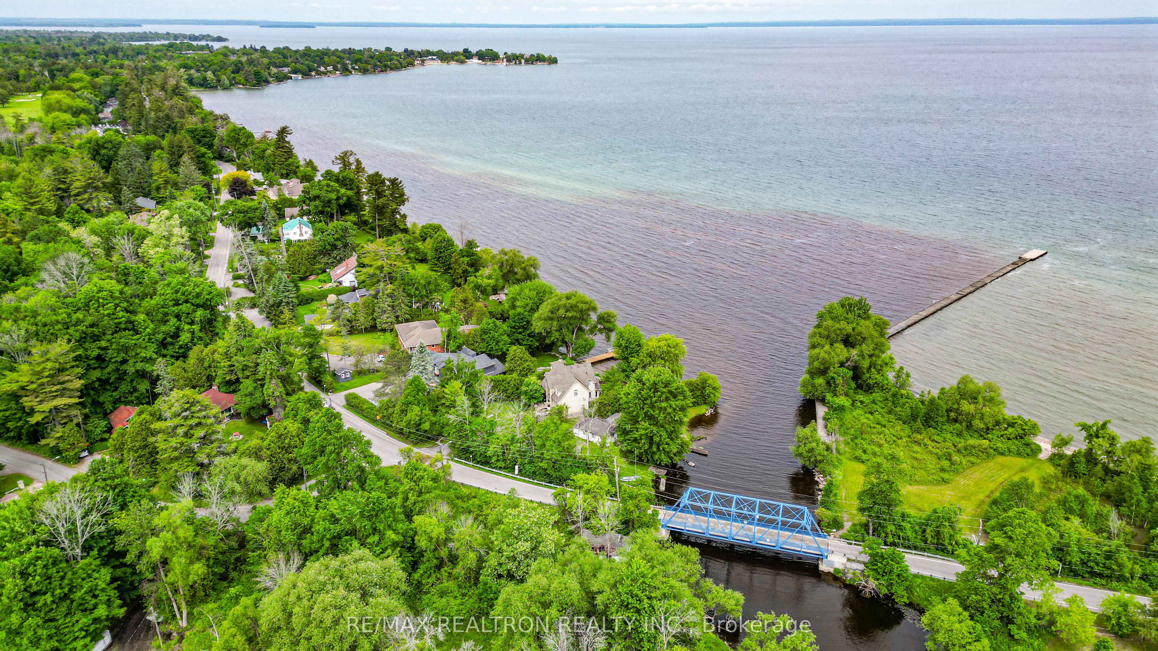 100 Dunkirk Avenue Property Photo 11