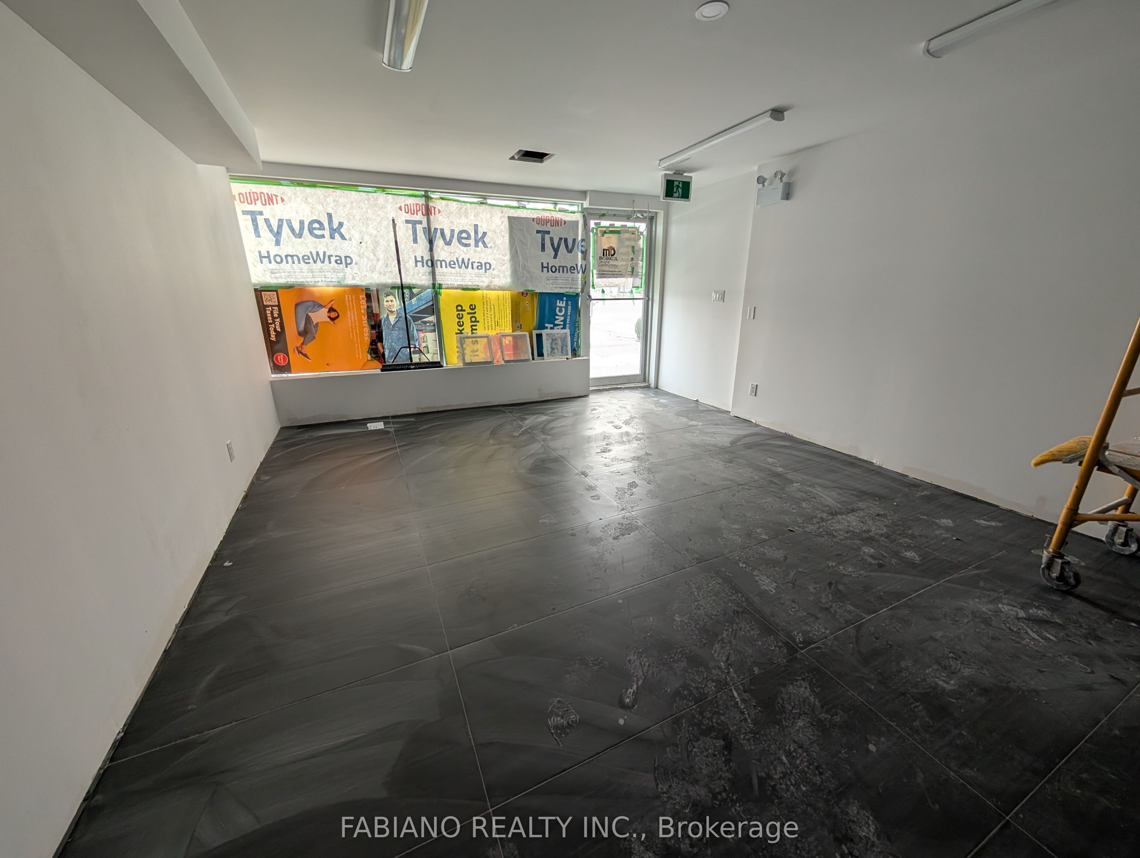 #2 - 13130 Yonge Street Property Photo 7