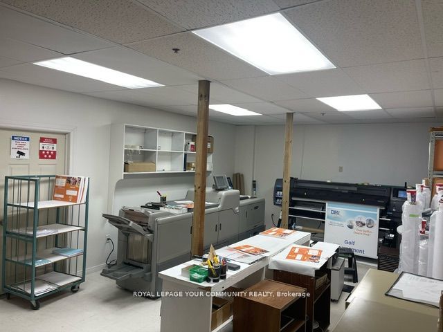 #24 - 2800 14th Avenue Property Photo 16