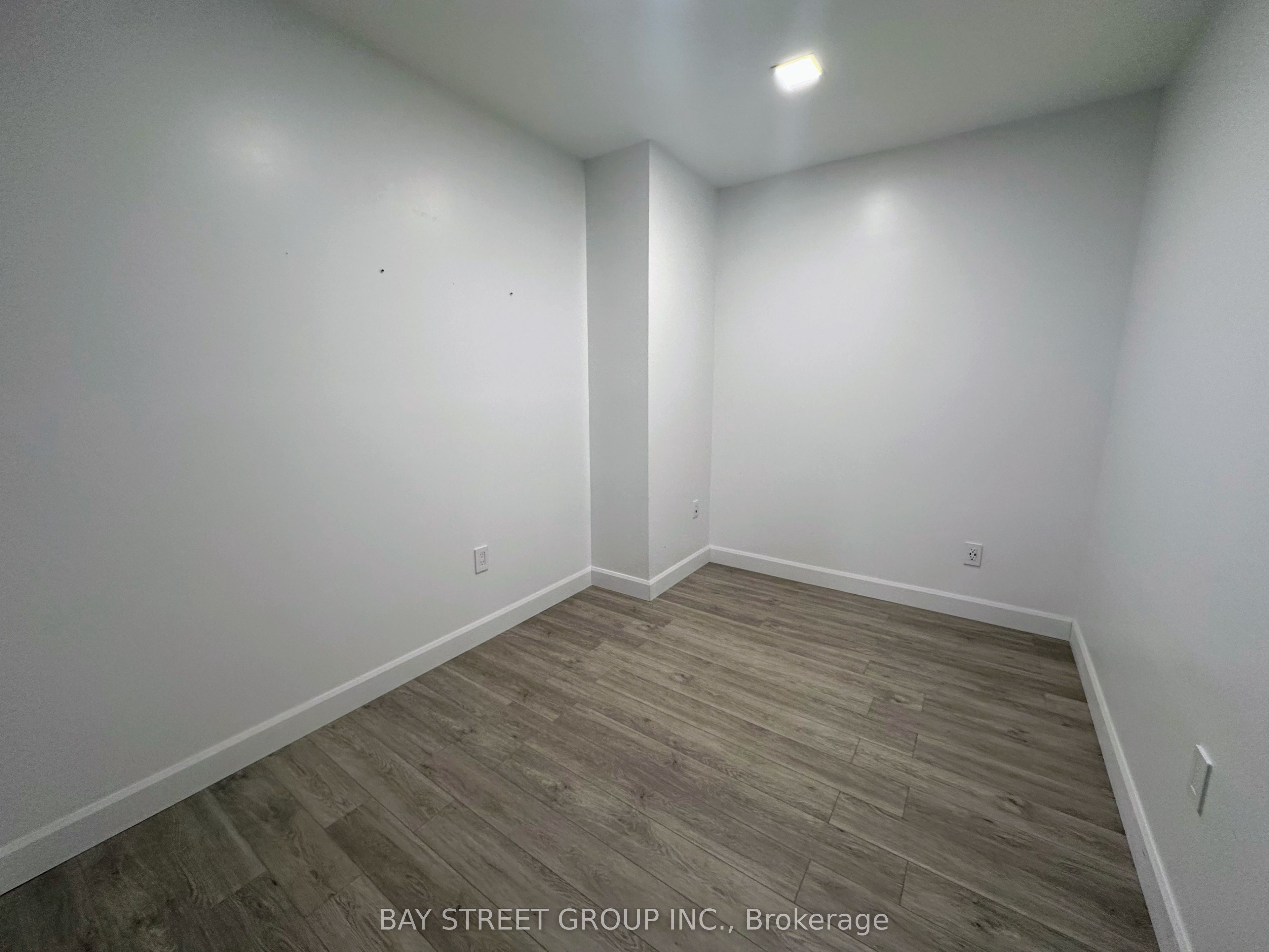 #lower - 105 Main Street Property Photo 10