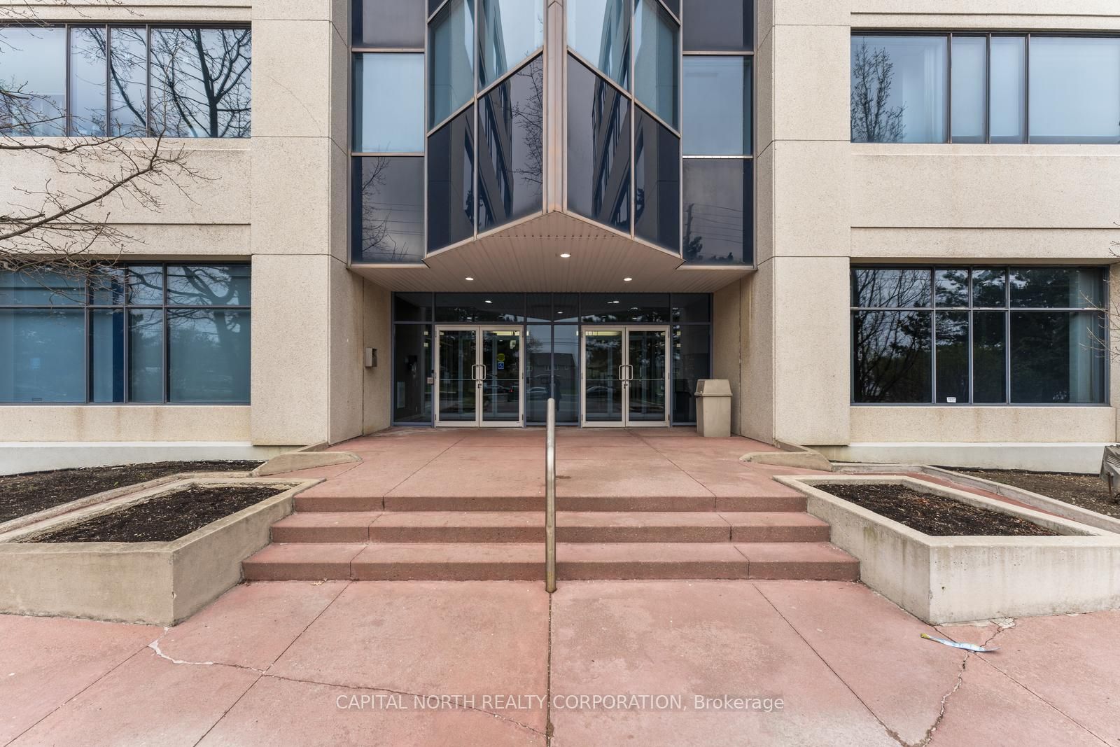 #408 - 8333 Weston Road Property Photo 16