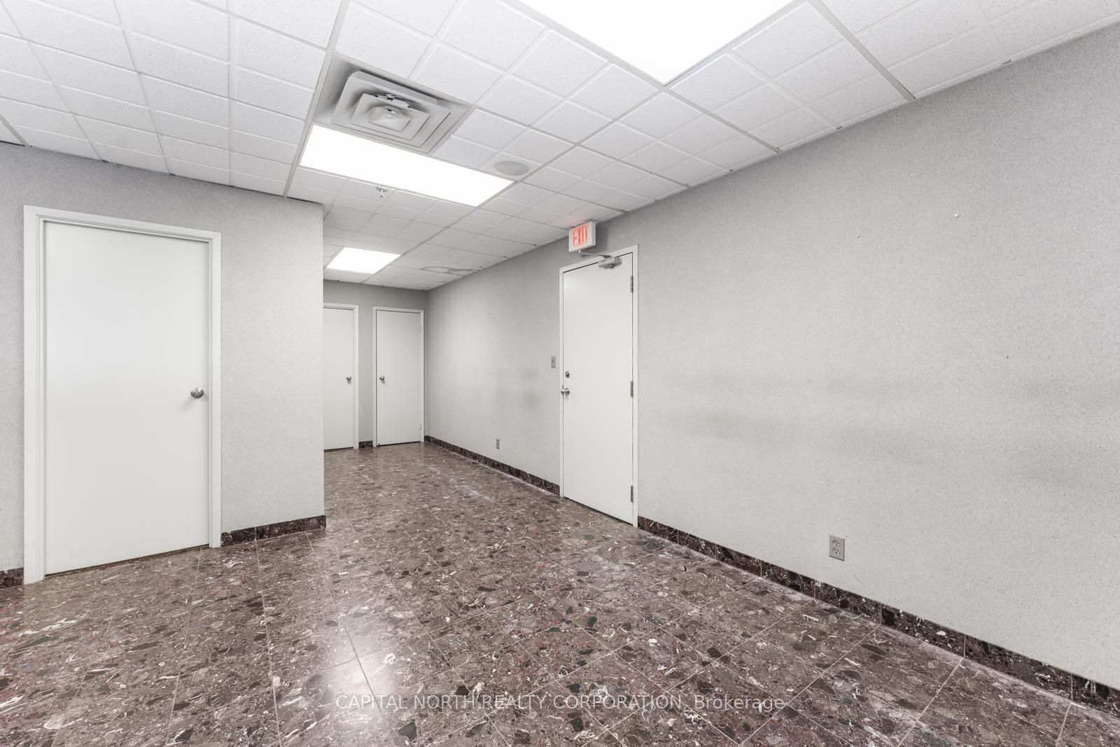 #408 - 8333 Weston Road Property Photo 22