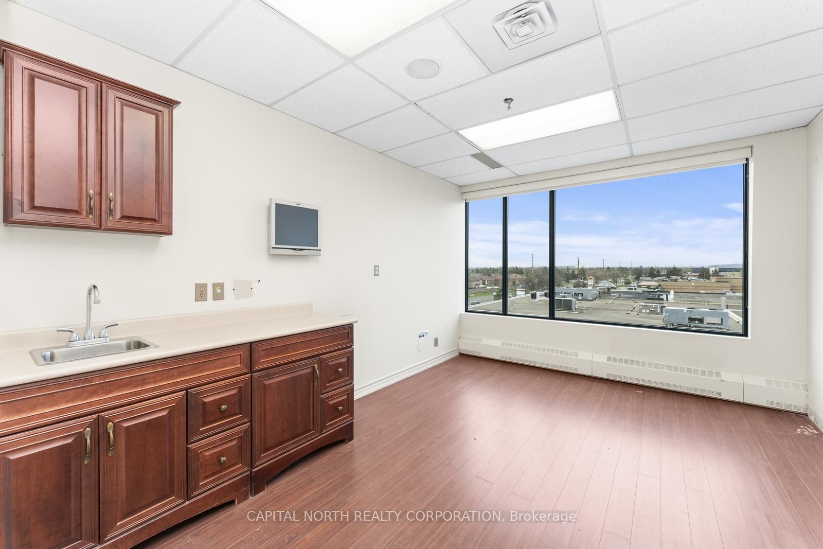 #408 - 8333 Weston Road Property Photo 26