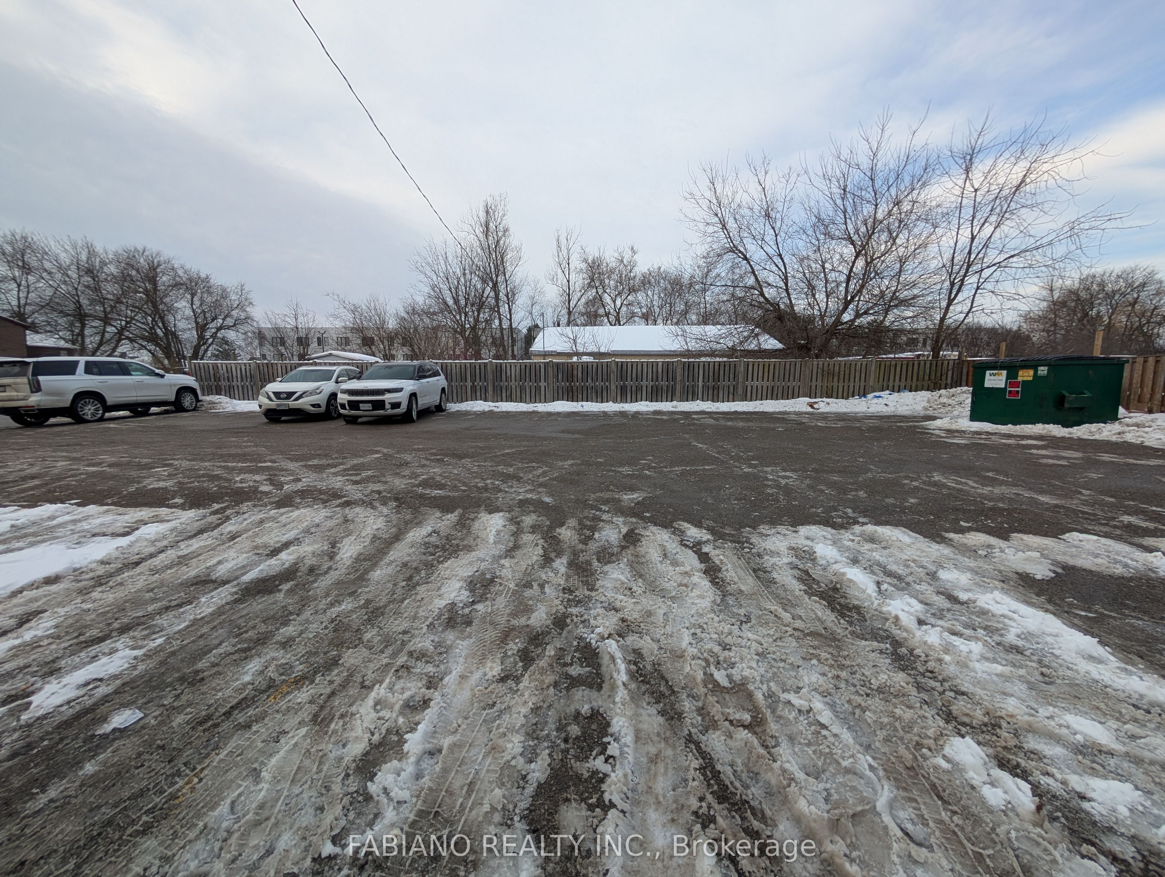 #2 - 13130 Yonge Street Property Photo 3