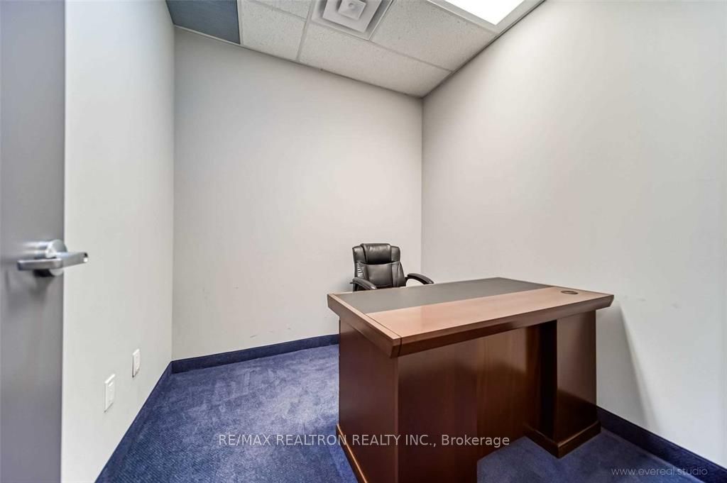 #512 - 7191 Yonge Street Property Photo 18