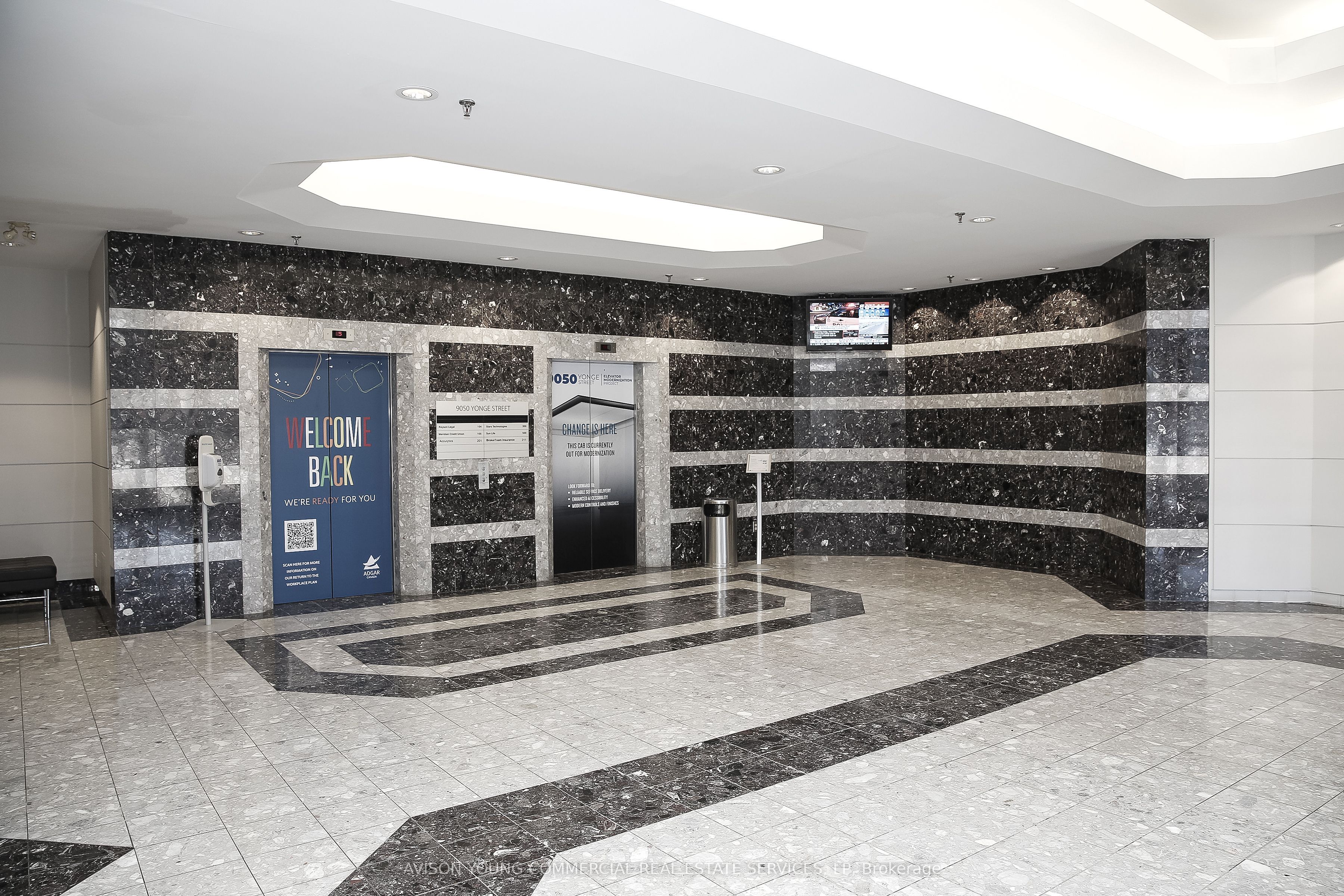 #3rd Fl - 9050 Yonge Street Property Photo 3