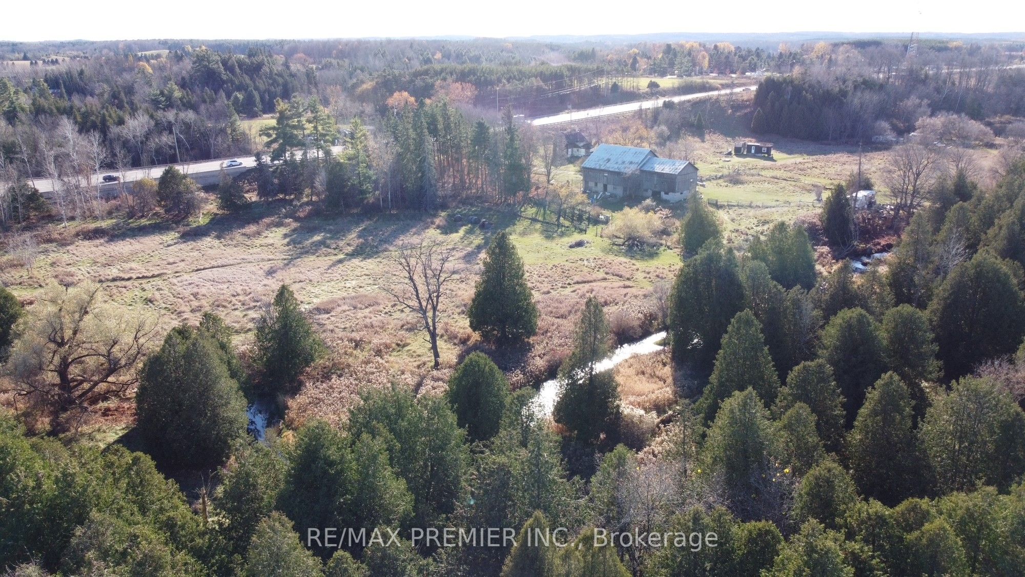 9792 Highway 9 Property Photo 4
