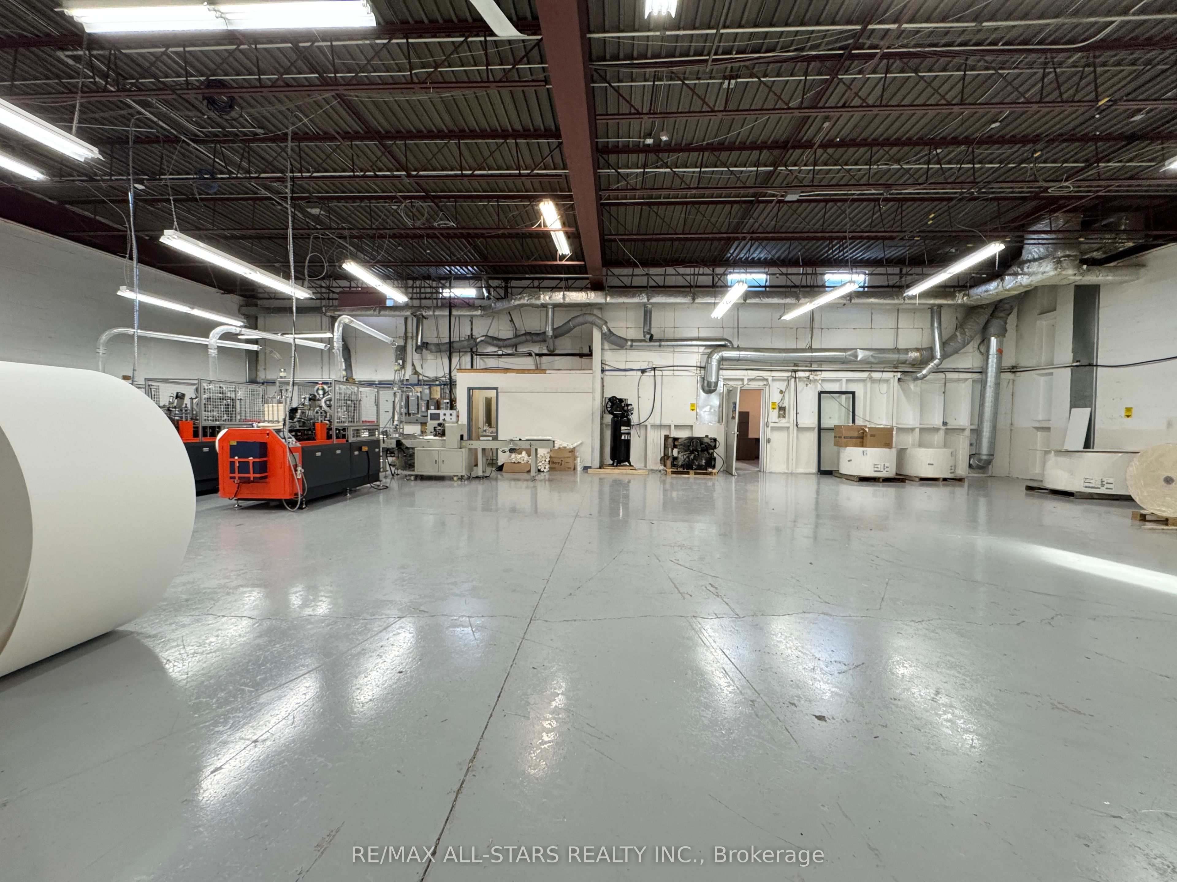 ##2-3 - 10 Gormley Industrial Avenue Property Photo 10