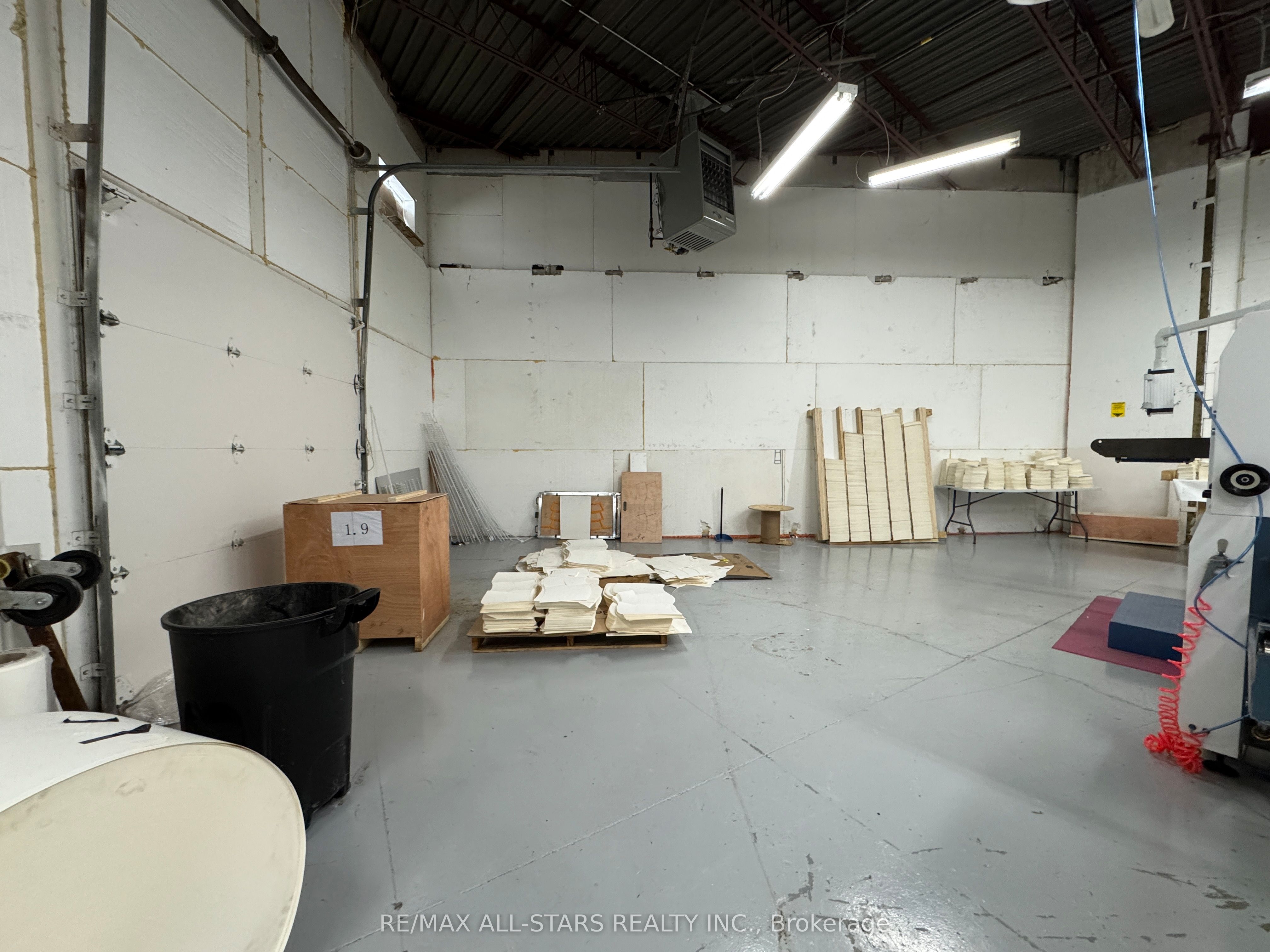 ##2-3 - 10 Gormley Industrial Avenue Property Photo 11