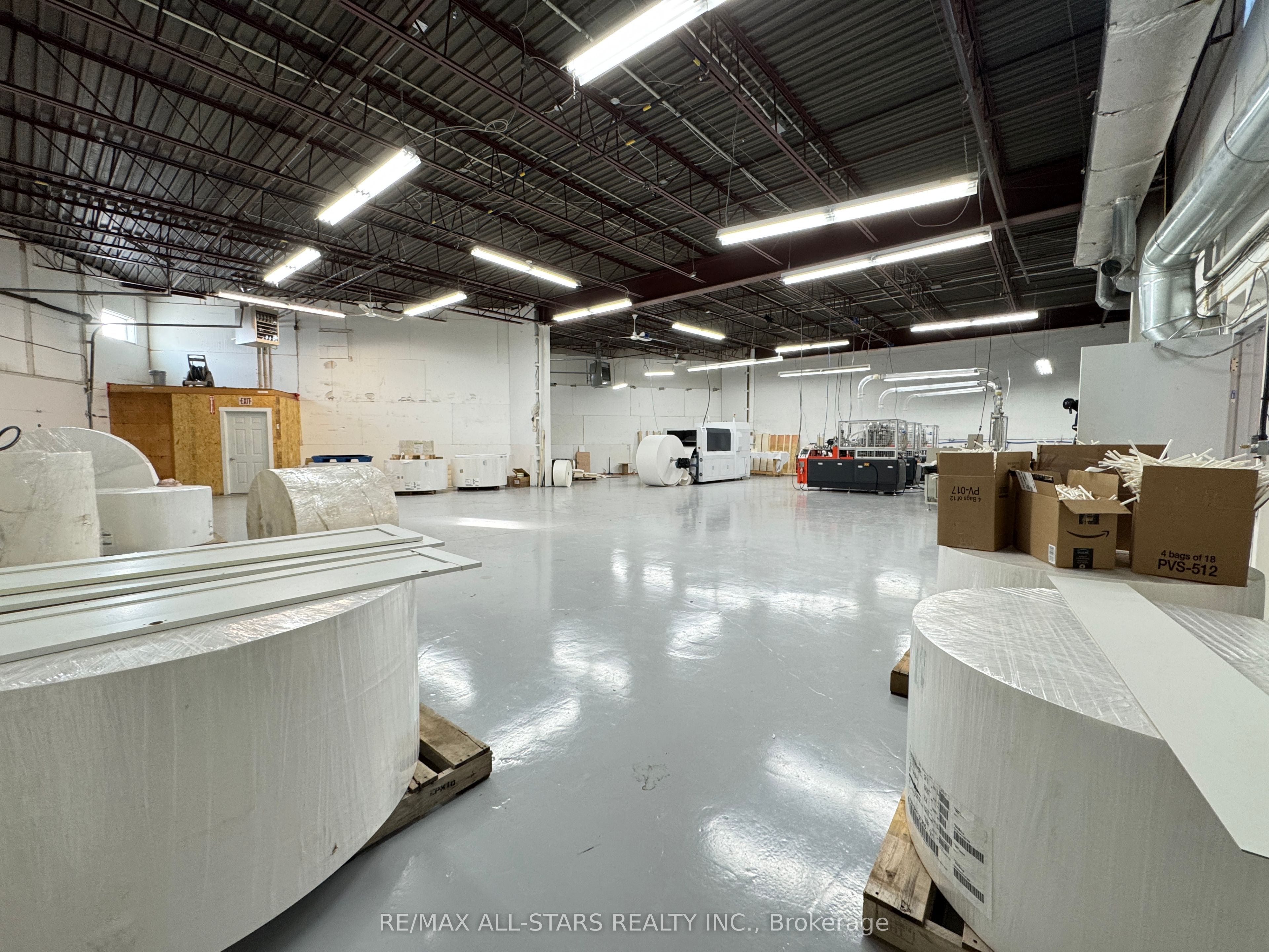 ##2-3 - 10 Gormley Industrial Avenue Property Photo 12