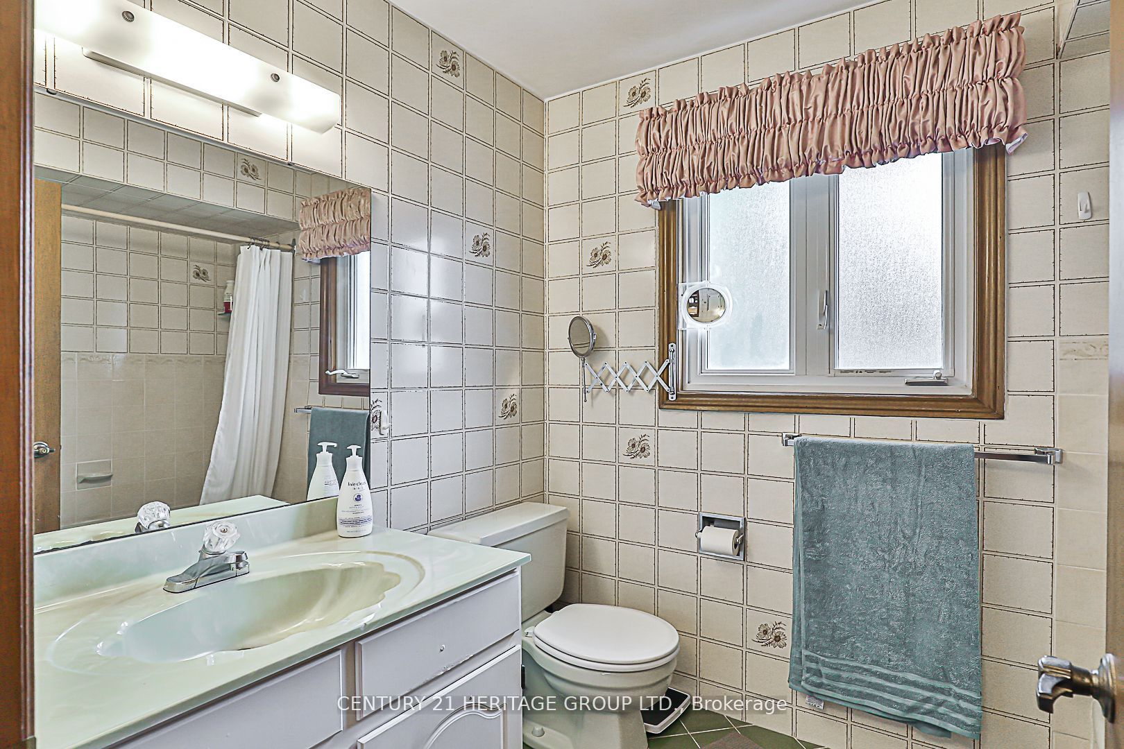 33 May Avenue Property Photo 20