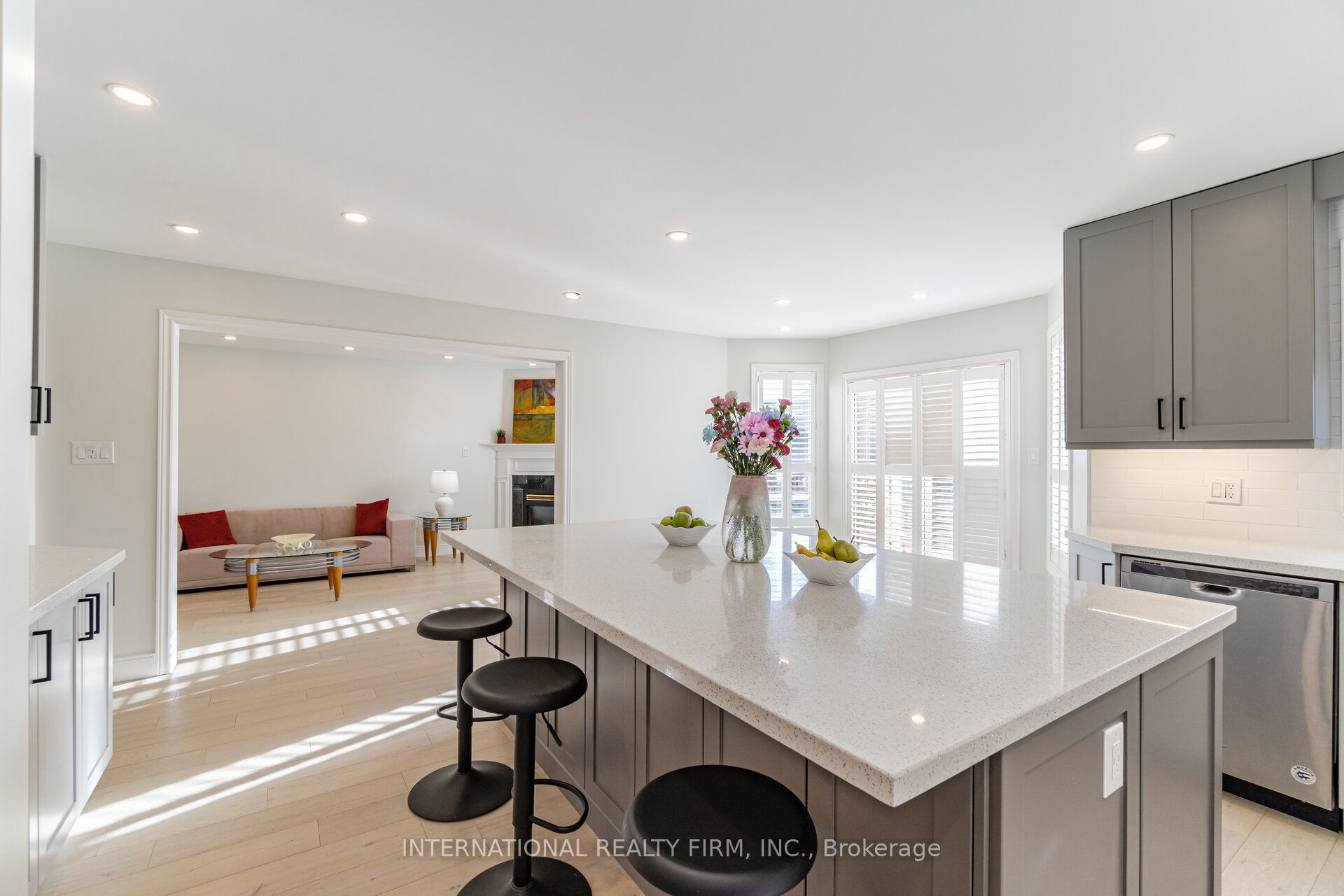 67 Rosanna Crescent Property Photo 8