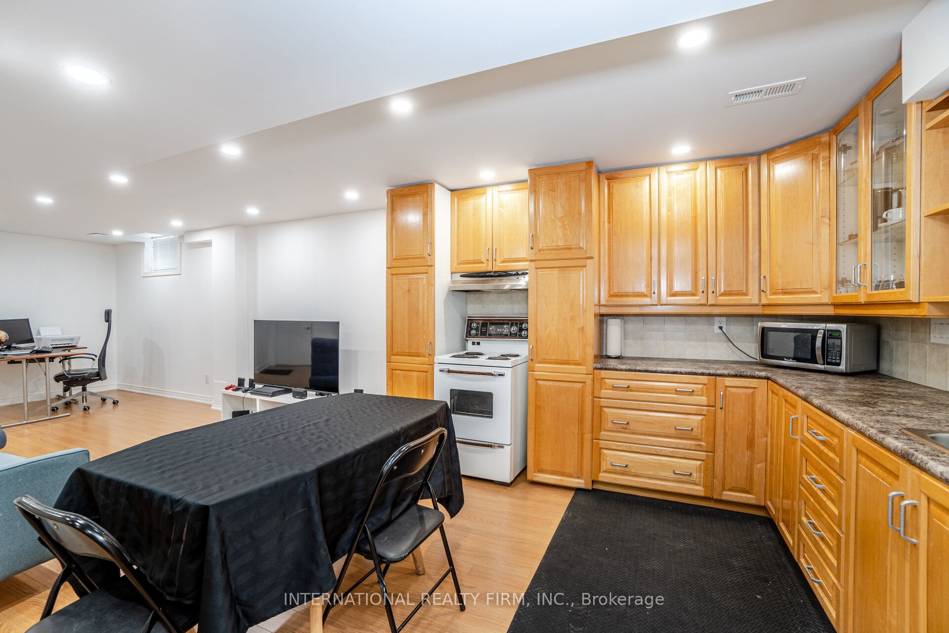 67 Rosanna Crescent Property Photo 25