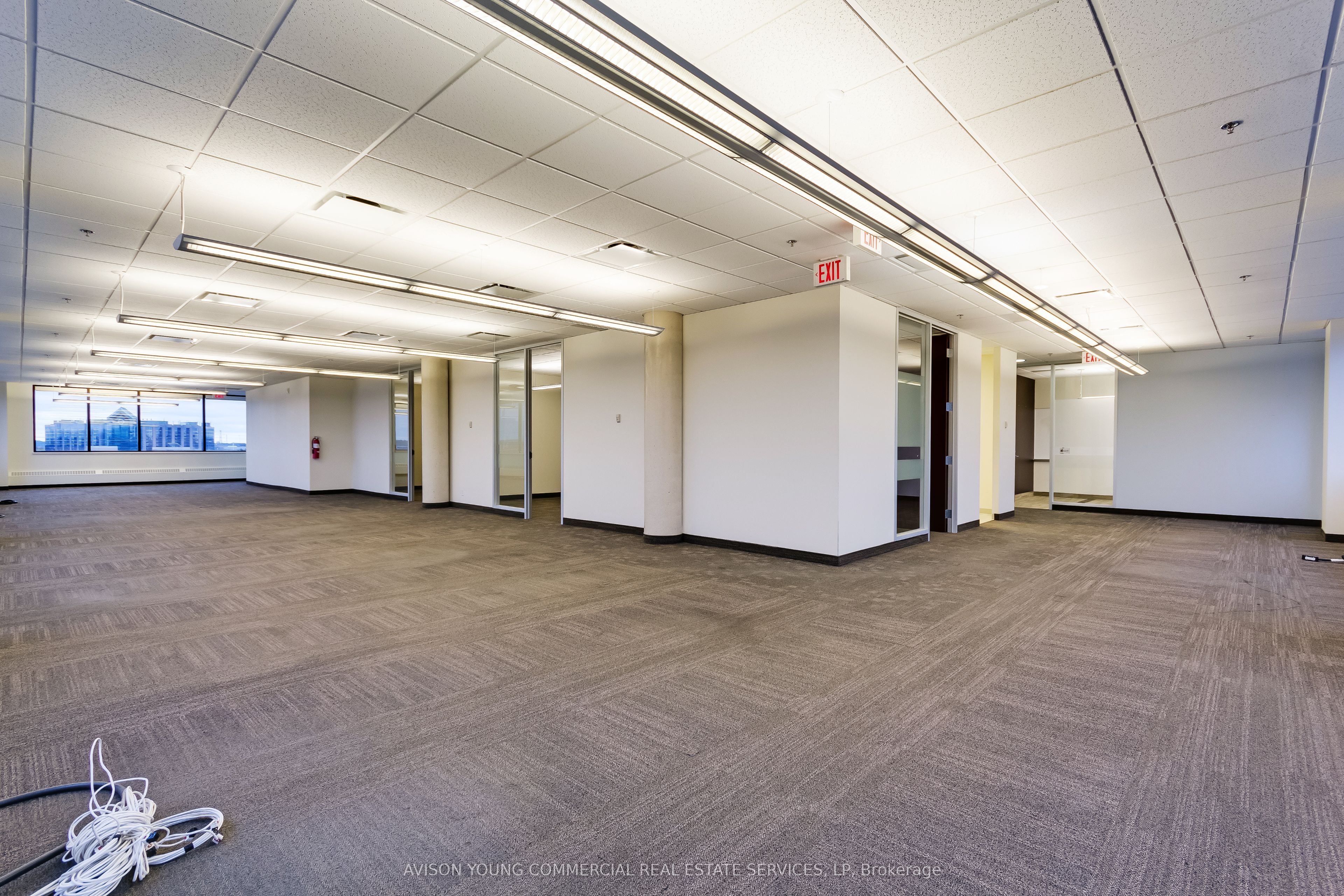 #300 - 306 Town Centre Boulevard Property Photo 7
