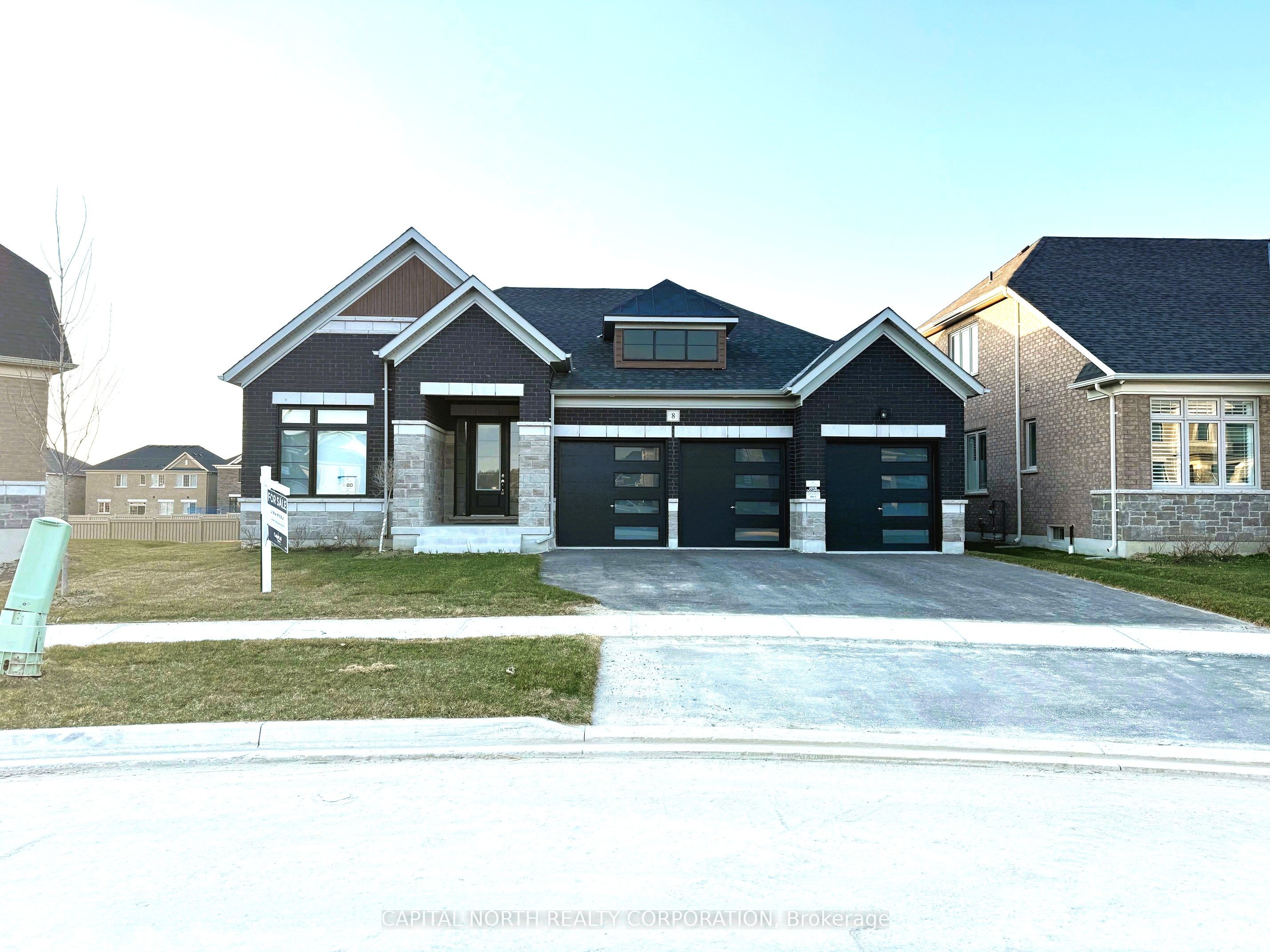 8 Bellflower Crescent Property Photo 1