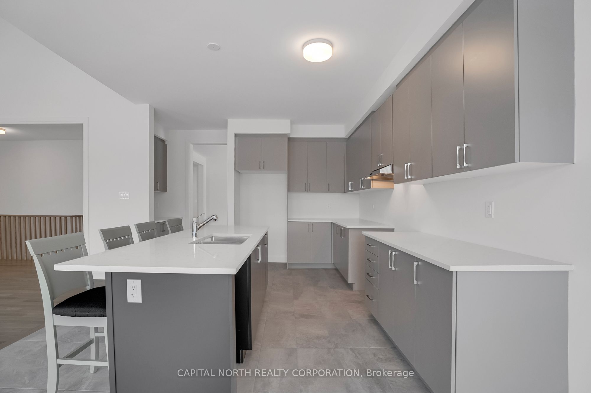 8 Bellflower Crescent Property Photo 9